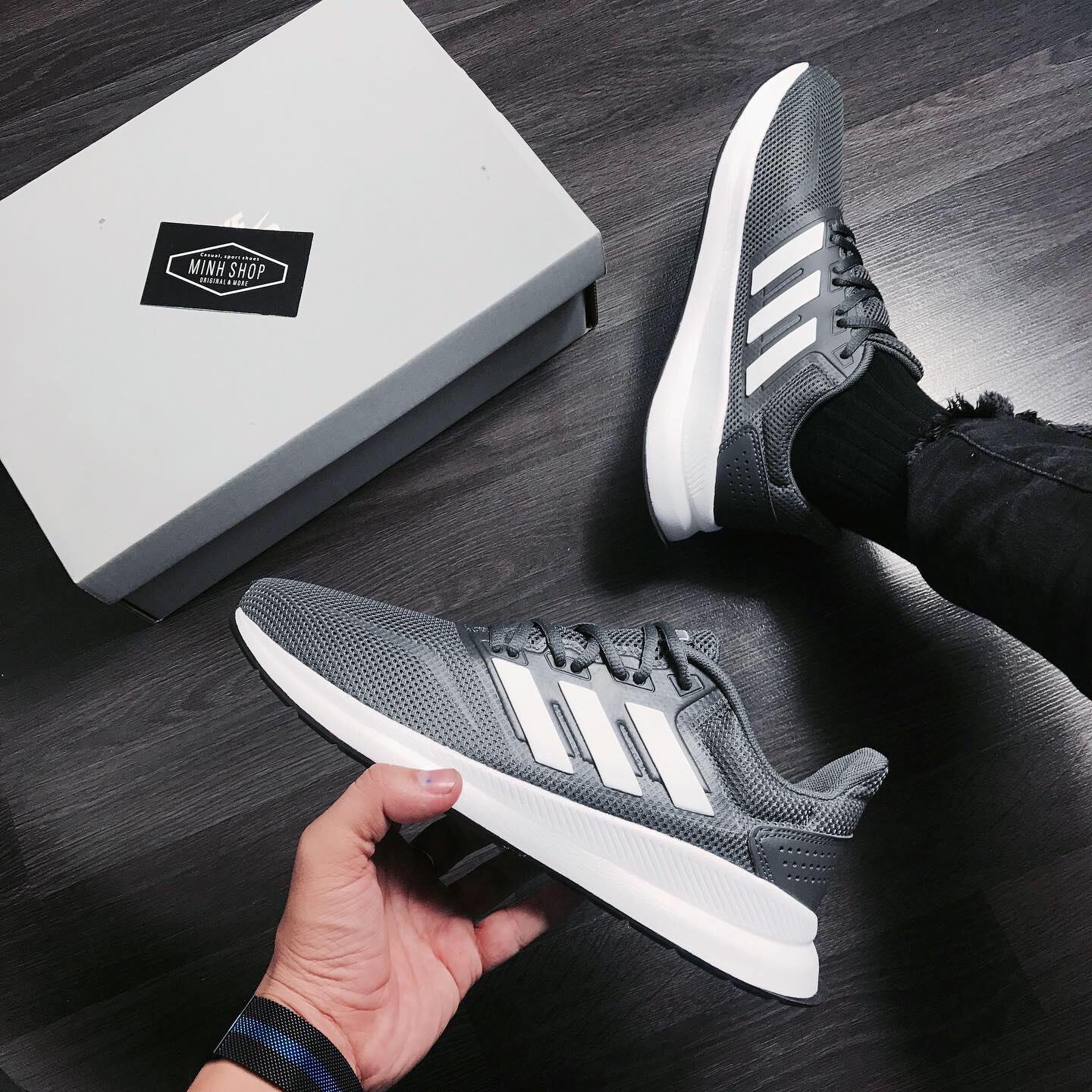 giày thể thao chính hãng, giày nike chính hãng, giày adidas chính hãng, giày newbalance chính hãng, giày converse chính hãng, giày puma chính hãng, giày vans chính hãng, giày asics chính hãng, giày everlast chính hãng, nước hoa chính hãng, ba lô, dép, dép quai ngang