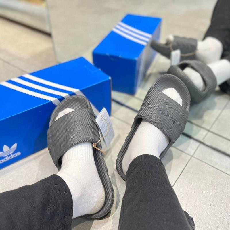 Giày thể thao, Balo thể thao, Nón thể thao, Thương hiệu giày nổi tiếng, Giày Adidas, Giày Nike, Balo Nike, Balo Adidas, Nón Nike, Nón Adidas