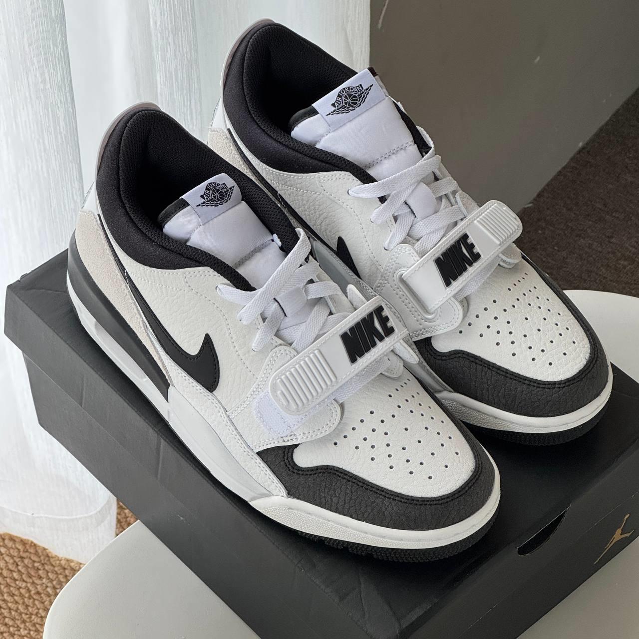 giày thể thao chính hãng, giày nike chính hãng, giày adidas chính hãng, giày newbalance chính hãng, giày converse chính hãng, giày puma chính hãng, giày vans chính hãng, giày asics chính hãng, giày everlast chính hãng, nước hoa chính hãng, ba lô, dép, dép quai ngang