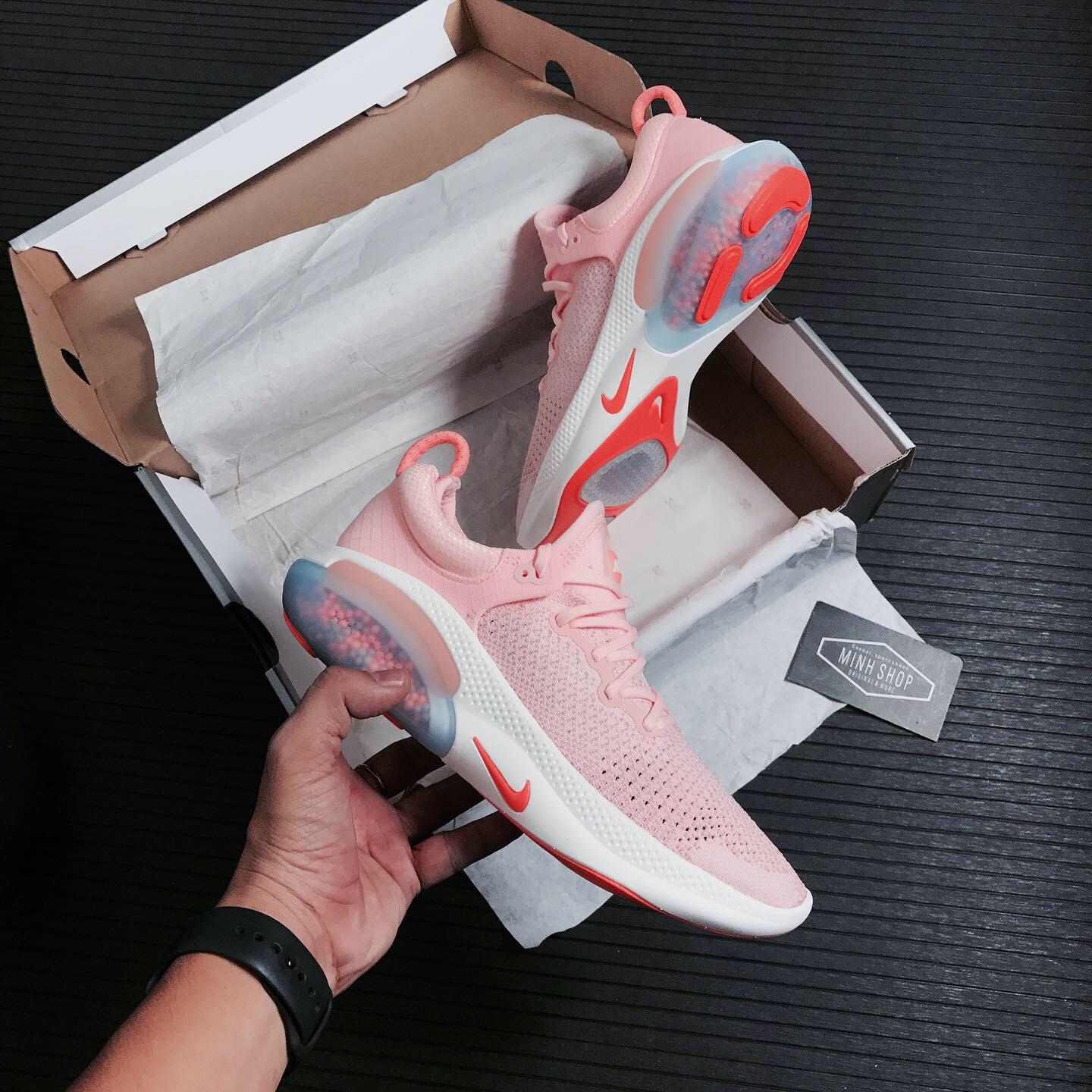 giày thể thao chính hãng, giày nike chính hãng, giày adidas chính hãng, giày newbalance chính hãng, giày converse chính hãng, giày puma chính hãng, giày vans chính hãng, giày asics chính hãng, giày everlast chính hãng, nước hoa chính hãng, ba lô, dép, dép quai ngang