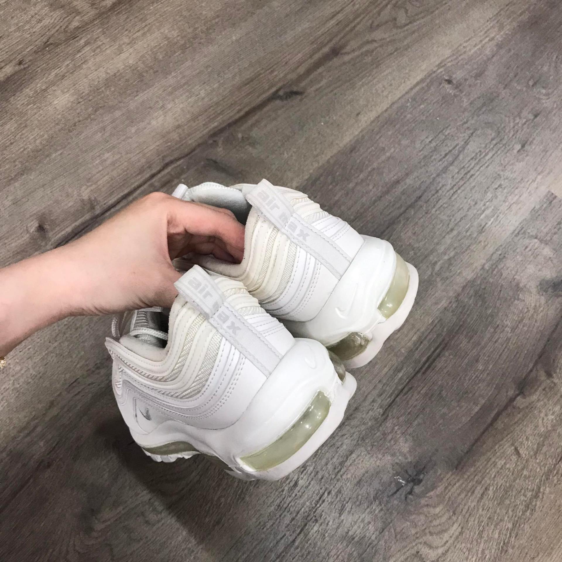 giày thể thao chính hãng, giày nike chính hãng, giày adidas chính hãng, giày newbalance chính hãng, giày converse chính hãng, giày puma chính hãng, giày vans chính hãng, giày asics chính hãng, giày everlast chính hãng, nước hoa chính hãng, ba lô, dép, dép quai ngang