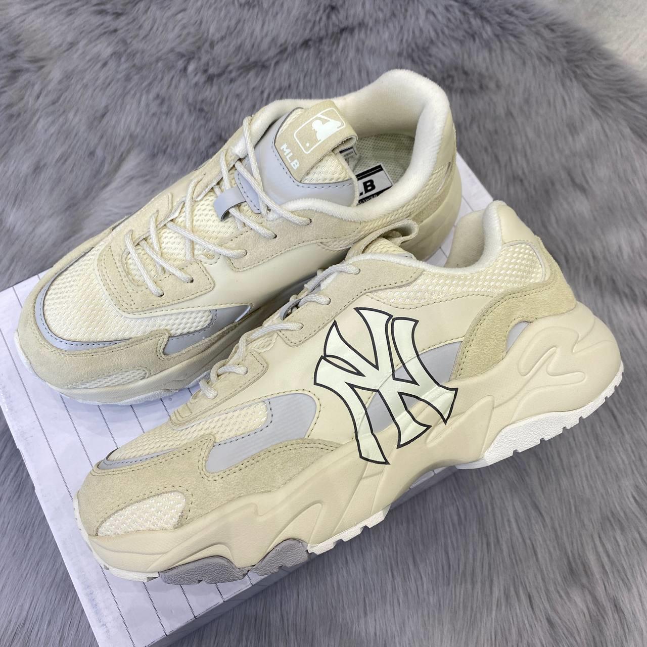 Giày thể thao, Balo thể thao, Nón thể thao, Thương hiệu giày nổi tiếng, Giày Adidas, Giày Nike, Balo Nike, Balo Adidas, Nón Nike, Nón Adidas