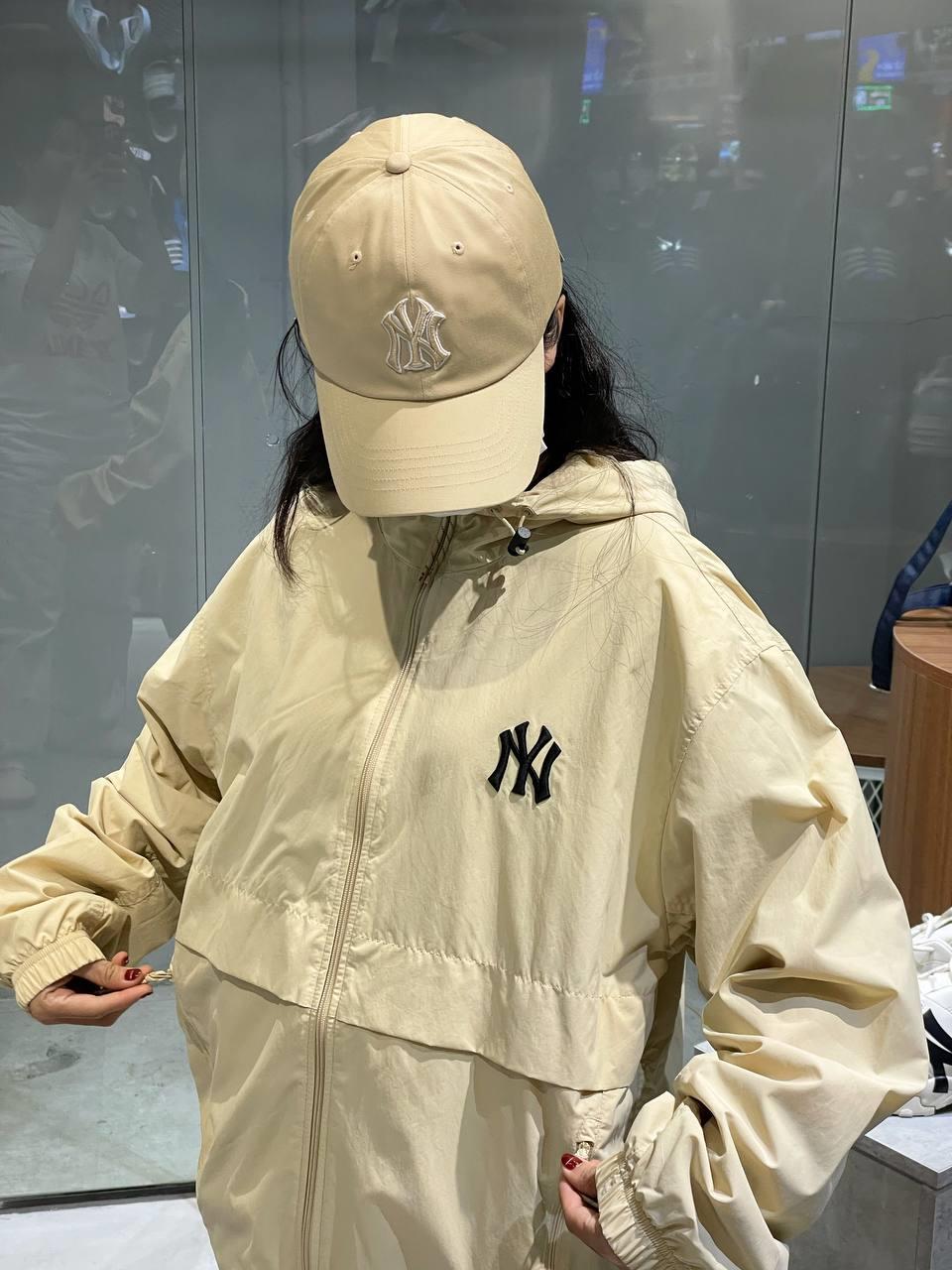 Giày thể thao, Balo thể thao, Nón thể thao, Thương hiệu giày nổi tiếng, Giày Adidas, Giày Nike, Balo Nike, Balo Adidas, Nón Nike, Nón Adidas