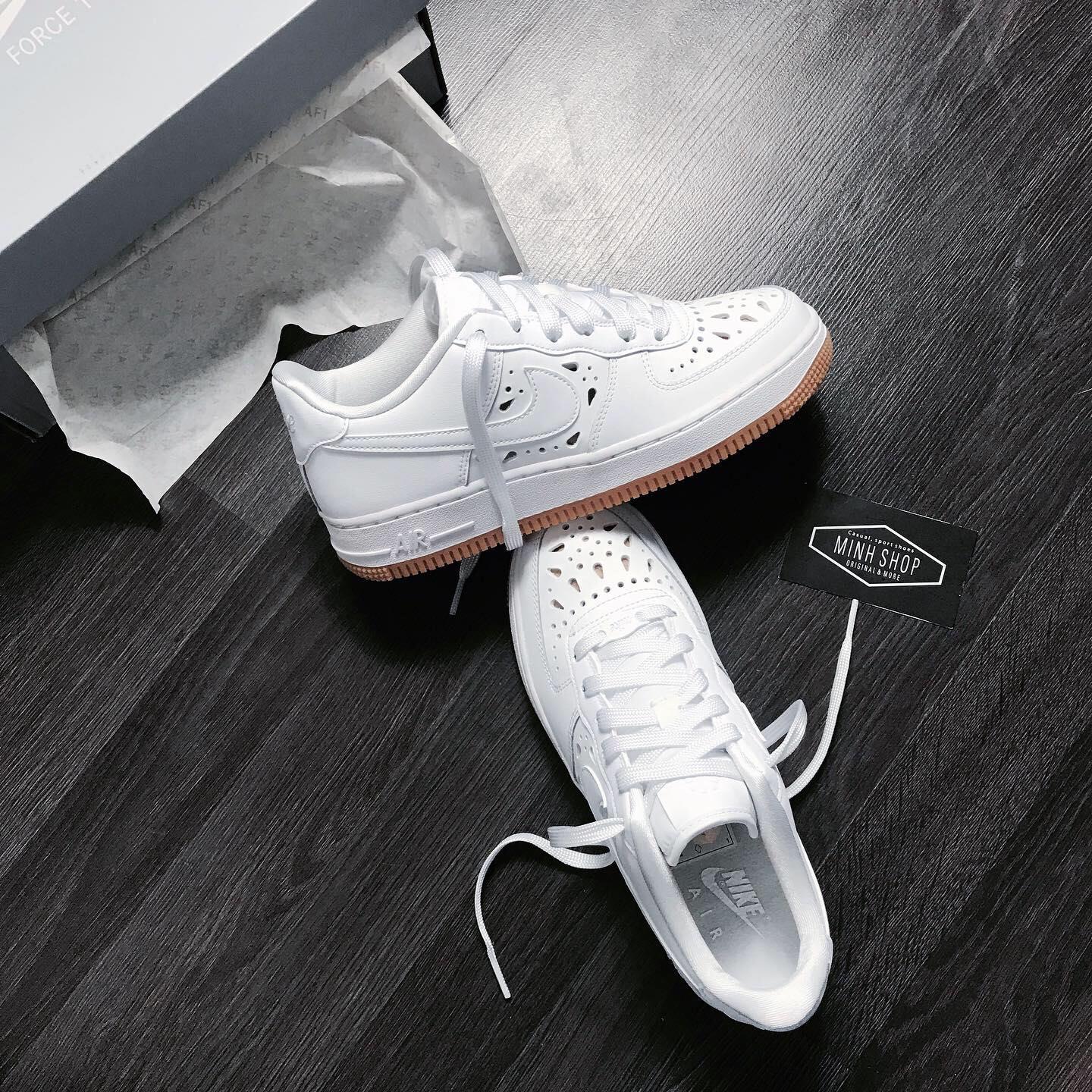 giày thể thao chính hãng, giày nike chính hãng, giày adidas chính hãng, giày newbalance chính hãng, giày converse chính hãng, giày puma chính hãng, giày vans chính hãng, giày asics chính hãng, giày everlast chính hãng, nước hoa chính hãng, ba lô, dép, dép quai ngang