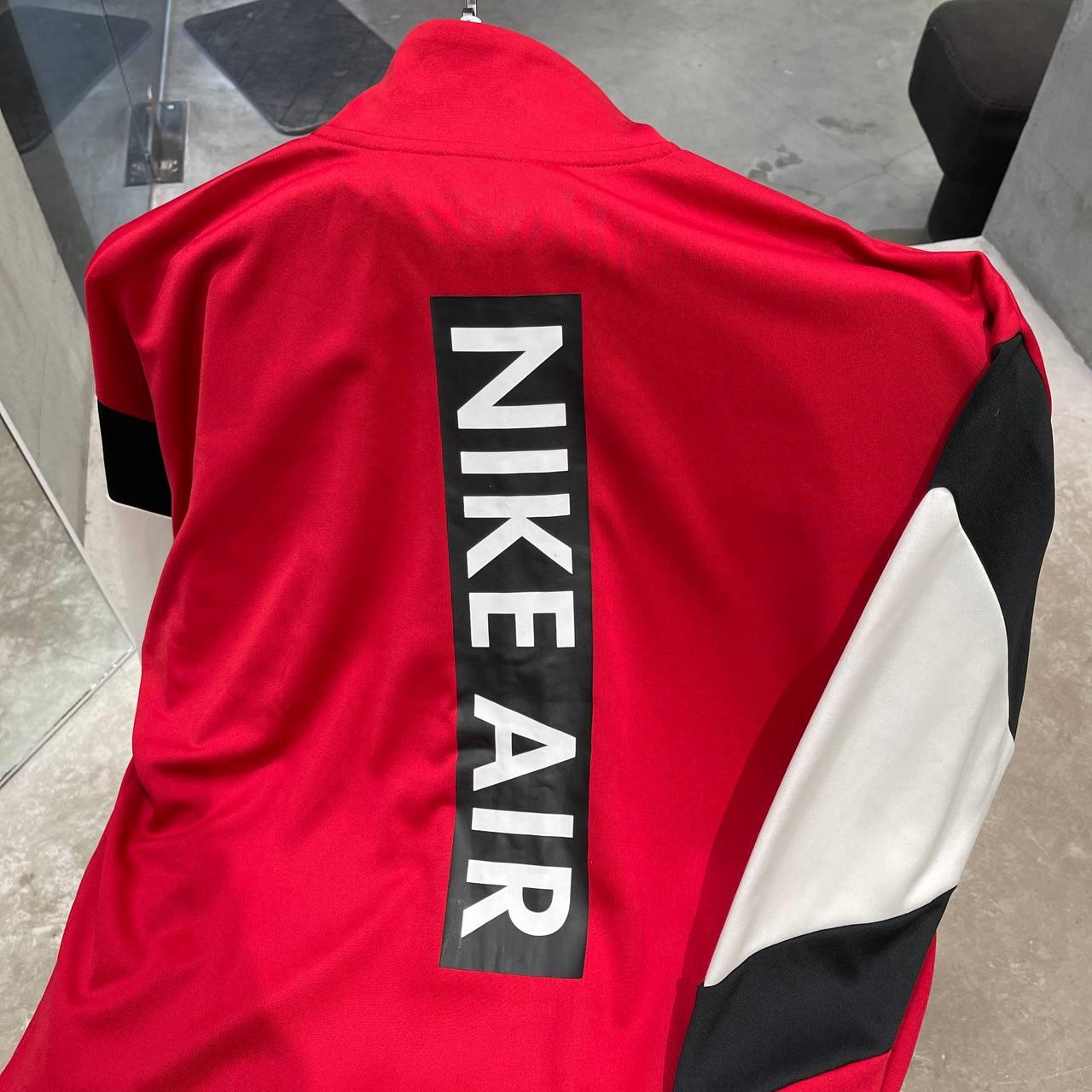 giày thể thao chính hãng, giày nike chính hãng, giày adidas chính hãng, giày newbalance chính hãng, giày converse chính hãng, giày puma chính hãng, giày vans chính hãng, giày asics chính hãng, giày everlast chính hãng, nước hoa chính hãng, ba lô, dép, dép quai ngang