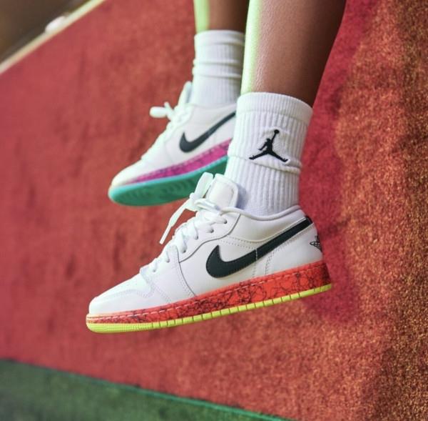 Giày thể thao, Balo thể thao, Nón thể thao, Thương hiệu giày nổi tiếng, Giày Adidas, Giày Nike, Balo Nike, Balo Adidas, Nón Nike, Nón Adidas
