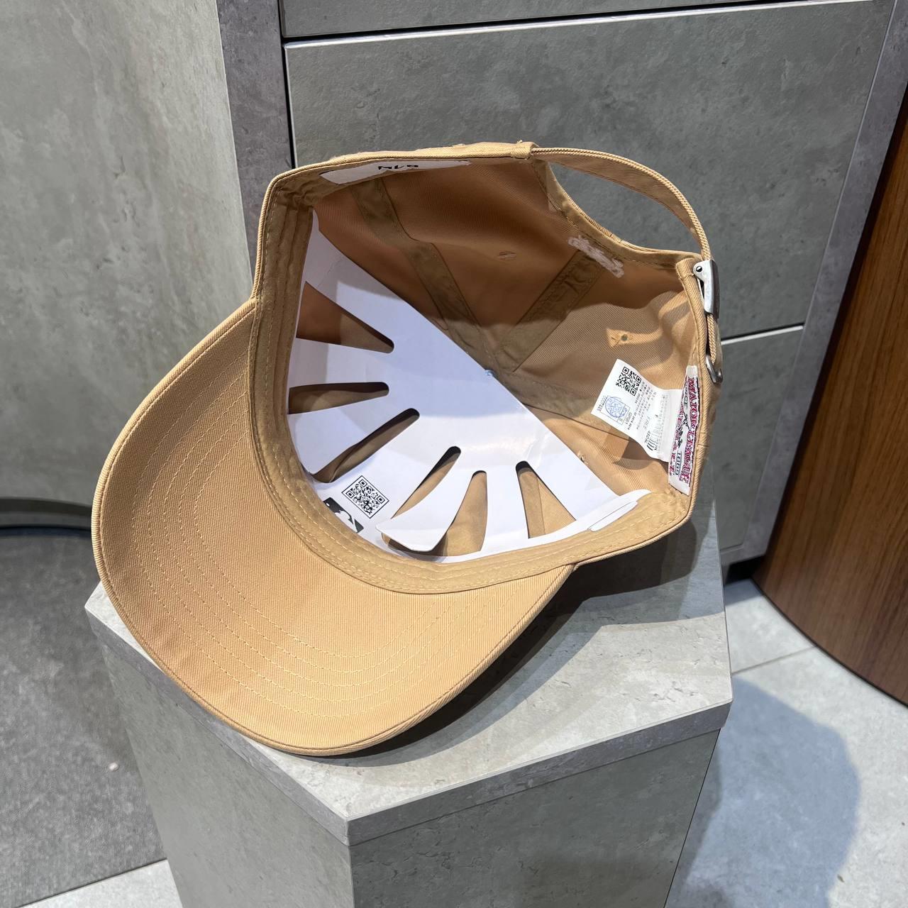 Giày thể thao, Balo thể thao, Nón thể thao, Thương hiệu giày nổi tiếng, Giày Adidas, Giày Nike, Balo Nike, Balo Adidas, Nón Nike, Nón Adidas