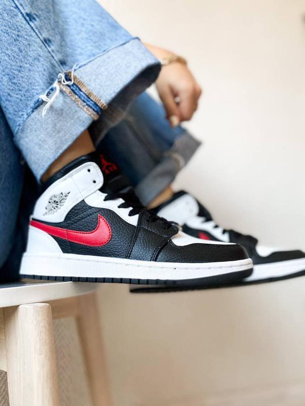 Giày thể thao, Balo thể thao, Nón thể thao, Thương hiệu giày nổi tiếng, Giày Adidas, Giày Nike, Balo Nike, Balo Adidas, Nón Nike, Nón Adidas