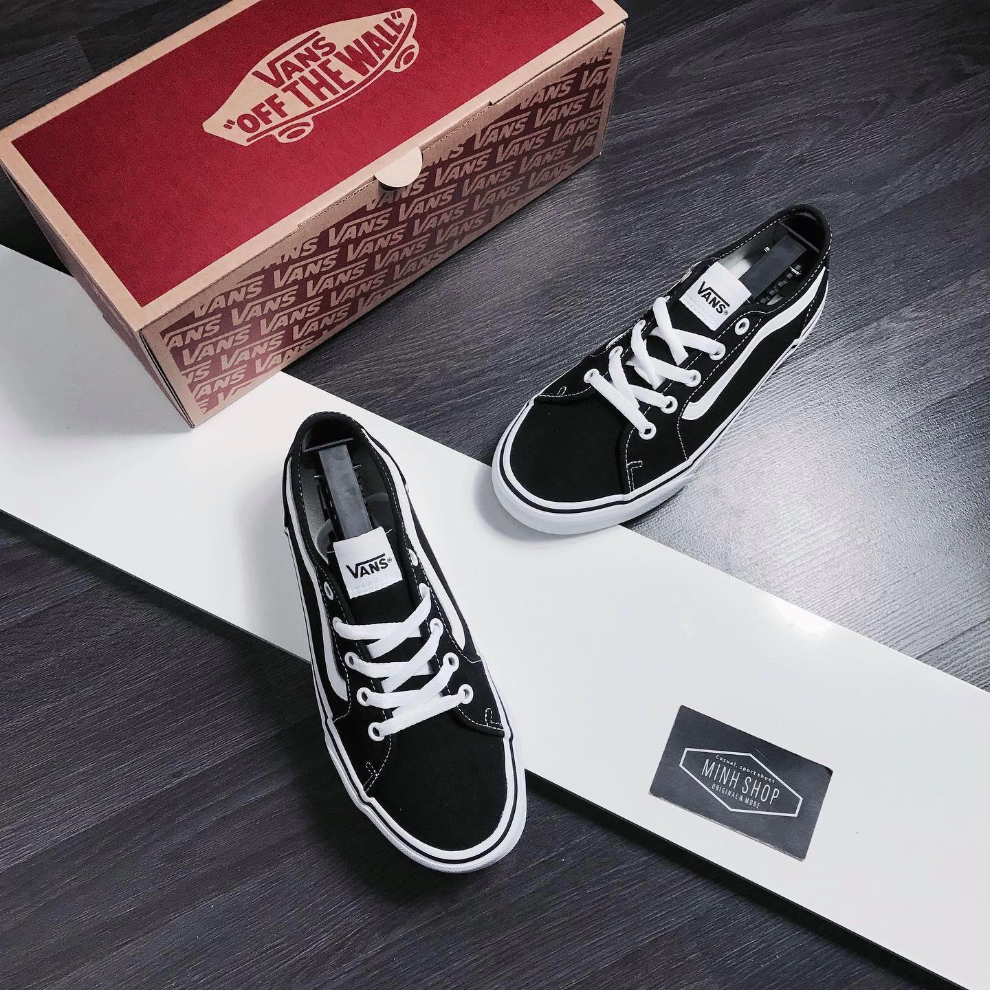 giày thể thao chính hãng, giày nike chính hãng, giày adidas chính hãng, giày newbalance chính hãng, giày converse chính hãng, giày puma chính hãng, giày vans chính hãng, giày asics chính hãng, giày everlast chính hãng, nước hoa chính hãng, ba lô, dép, dép quai ngang