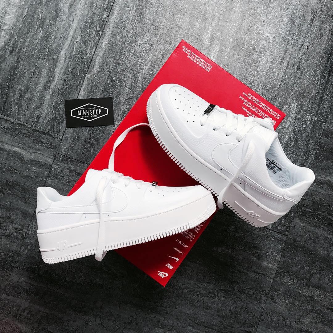 giày thể thao chính hãng, giày nike chính hãng, giày adidas chính hãng, giày newbalance chính hãng, giày converse chính hãng, giày puma chính hãng, giày vans chính hãng, giày asics chính hãng, giày everlast chính hãng, nước hoa chính hãng, ba lô, dép, dép quai ngang