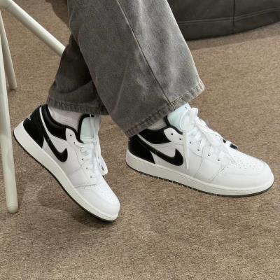 Giày Nike Air Jordan 1 Low White Black [553560 132]