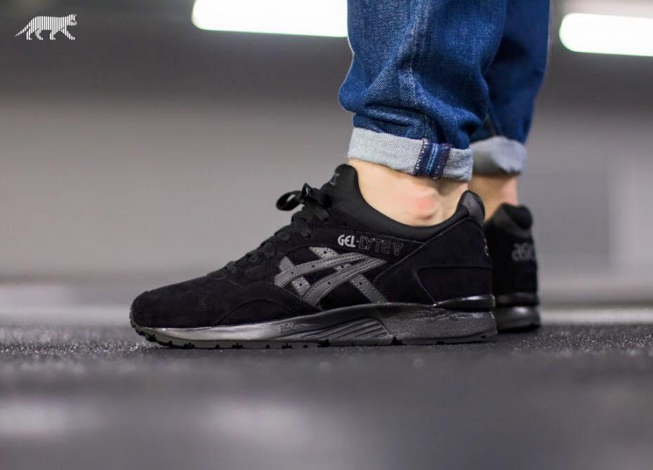 giày thể thao chính hãng, giày nike chính hãng, giày adidas chính hãng, giày newbalance chính hãng, giày converse chính hãng, giày puma chính hãng, giày vans chính hãng, giày asics chính hãng, giày everlast chính hãng, nước hoa chính hãng, ba lô, dép, dép quai ngang