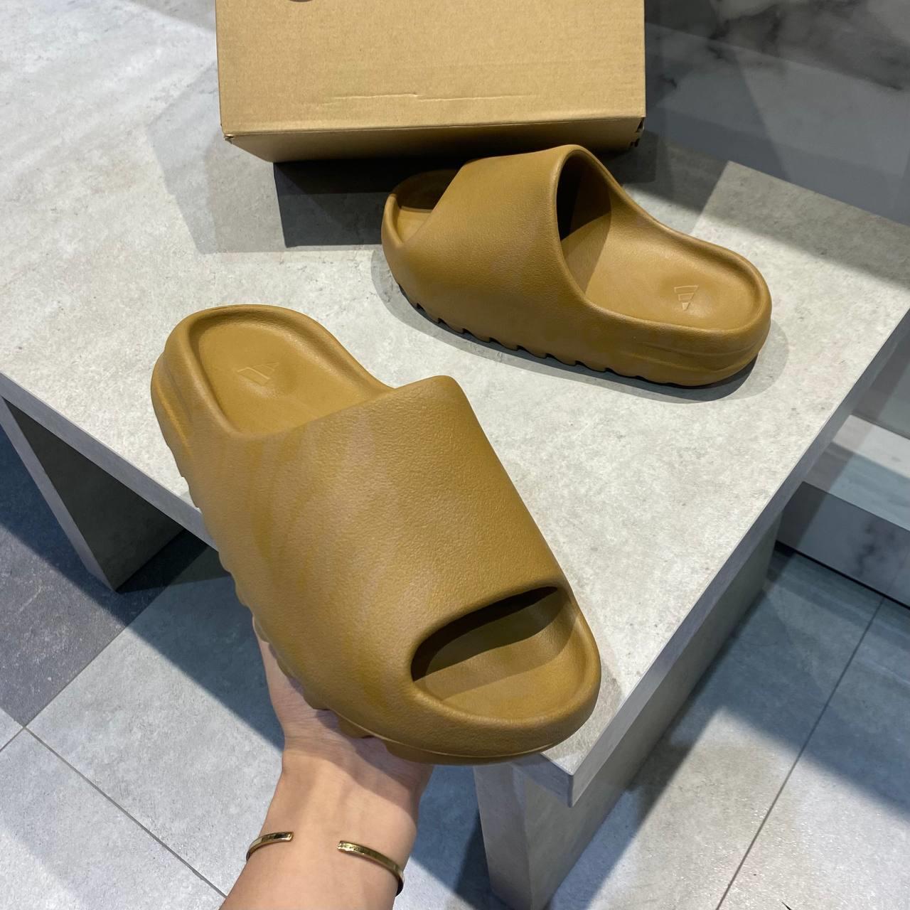 Giày thể thao, Balo thể thao, Nón thể thao, Thương hiệu giày nổi tiếng, Giày Adidas, Giày Nike, Balo Nike, Balo Adidas, Nón Nike, Nón Adidas