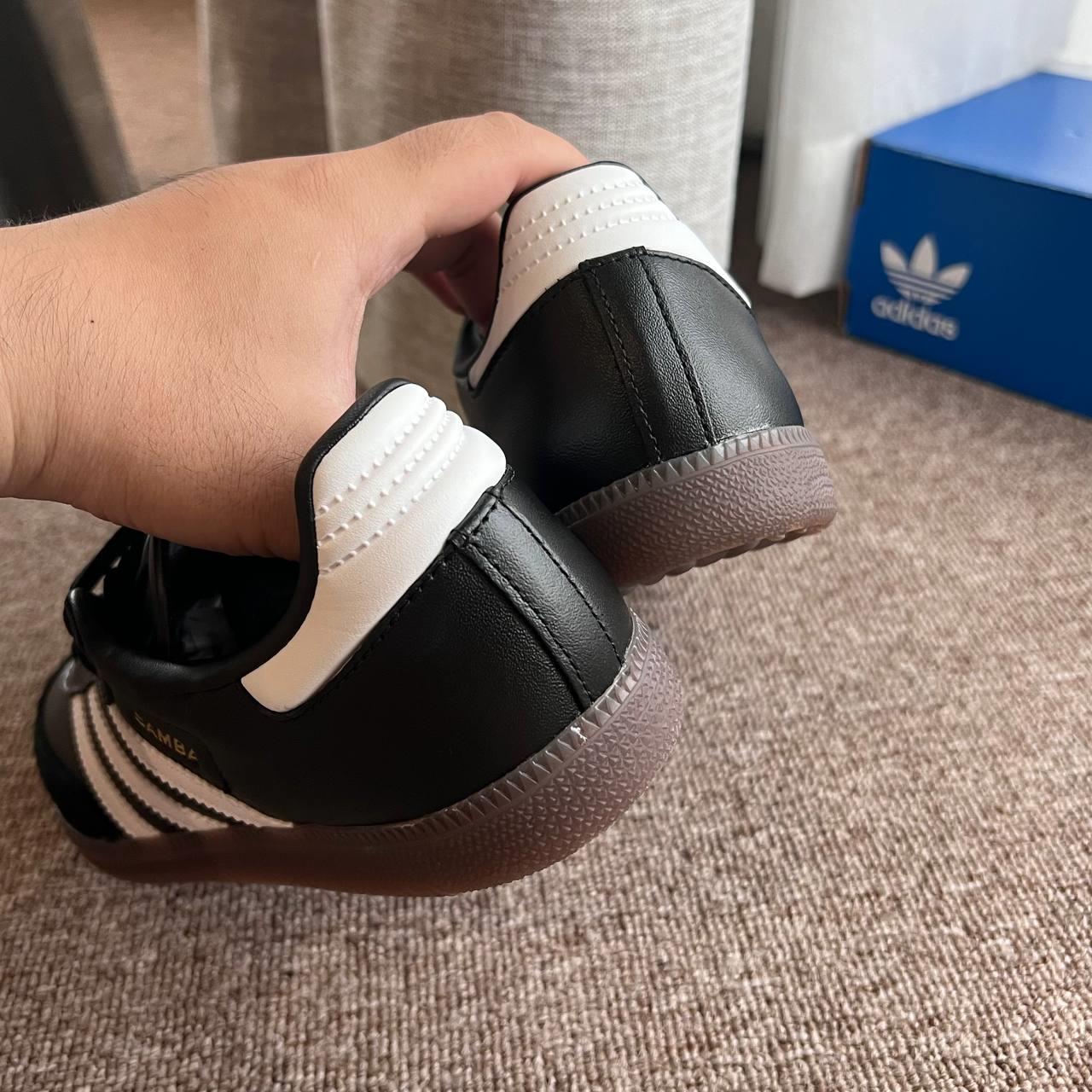 giày thể thao chính hãng, giày nike chính hãng, giày adidas chính hãng, giày newbalance chính hãng, giày converse chính hãng, giày puma chính hãng, giày vans chính hãng, giày asics chính hãng, giày everlast chính hãng, nước hoa chính hãng, ba lô, dép, dép quai ngang