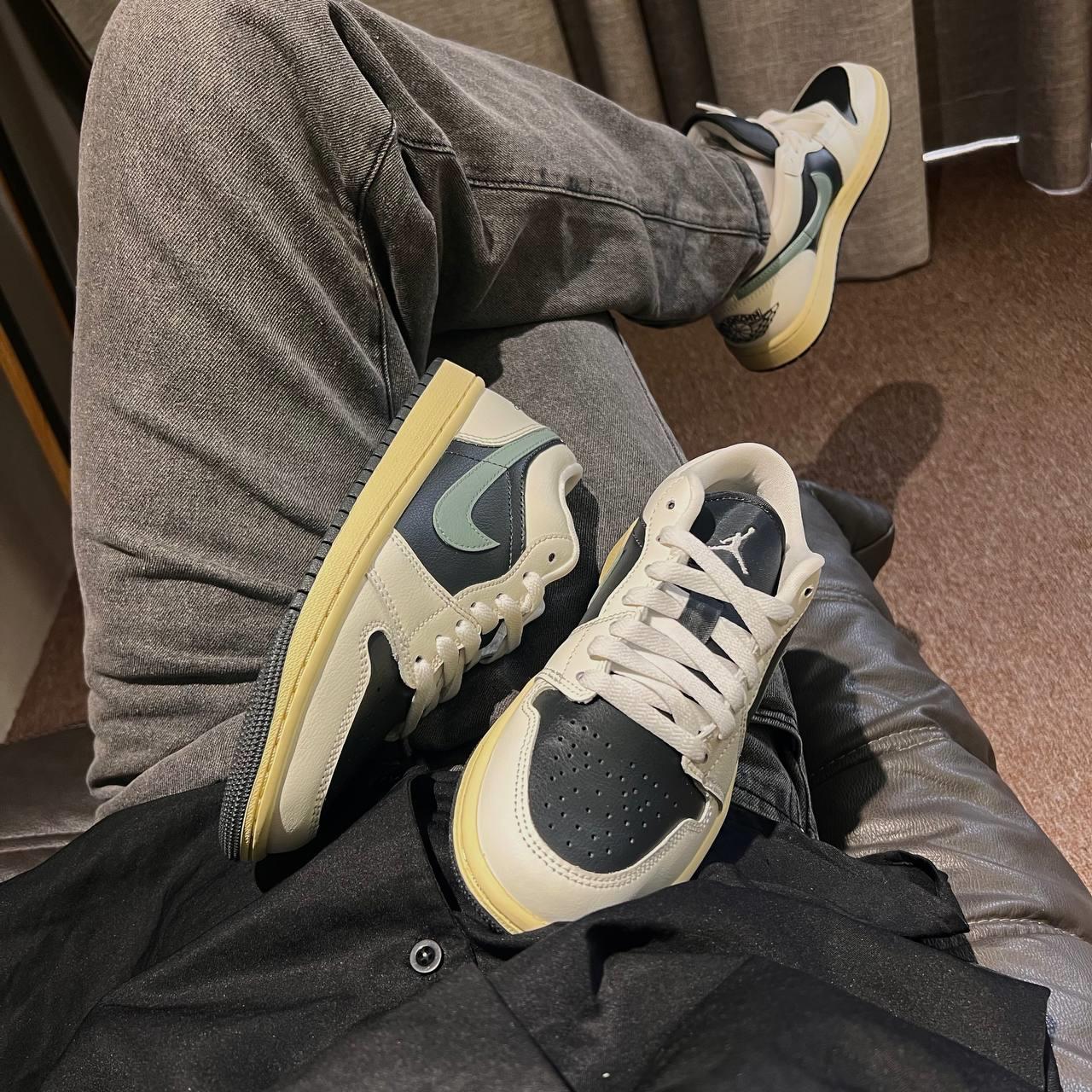 giày thể thao chính hãng, giày nike chính hãng, giày adidas chính hãng, giày newbalance chính hãng, giày converse chính hãng, giày puma chính hãng, giày vans chính hãng, giày asics chính hãng, giày everlast chính hãng, nước hoa chính hãng, ba lô, dép, dép quai ngang