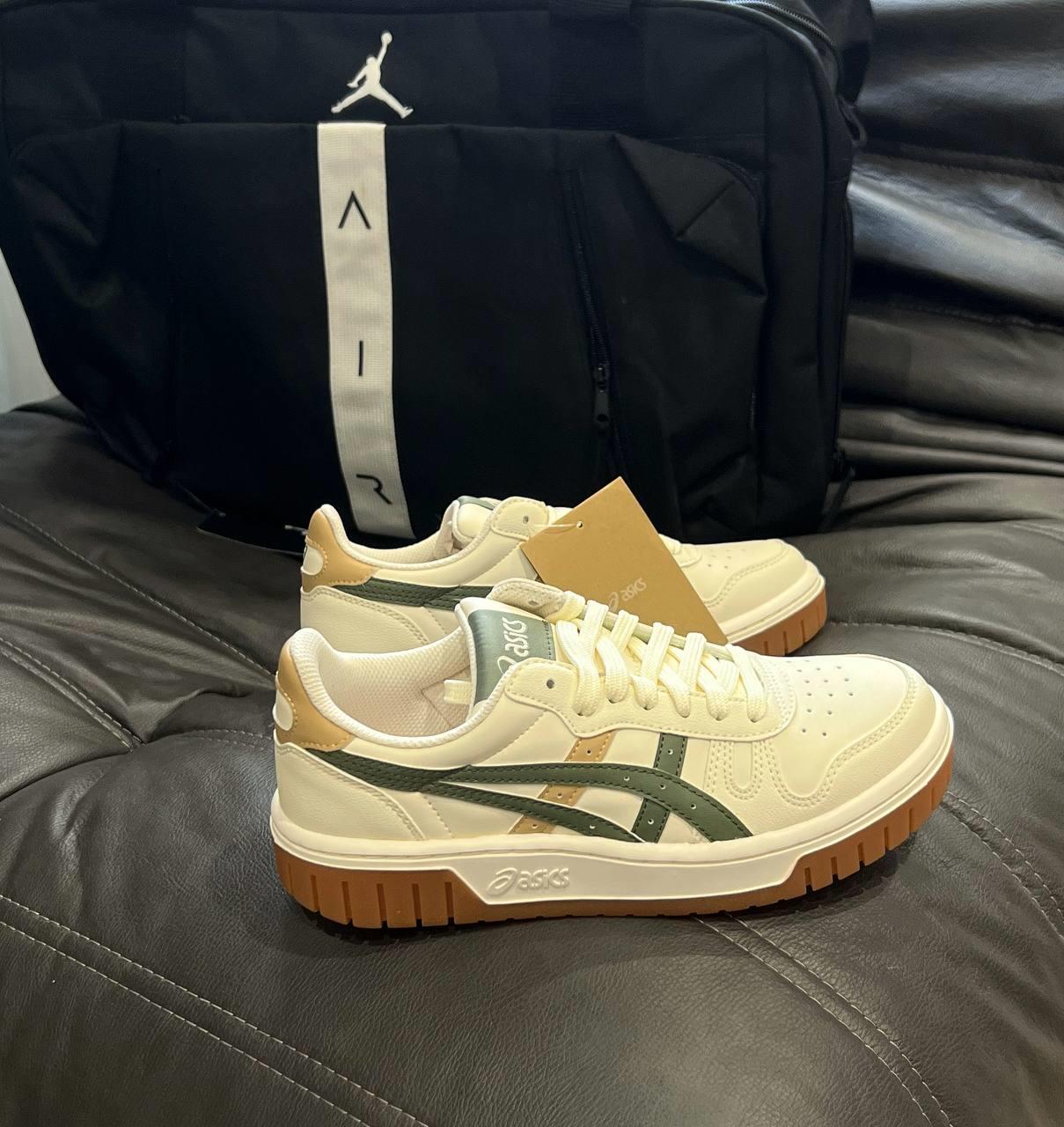 giày thể thao chính hãng, giày nike chính hãng, giày adidas chính hãng, giày newbalance chính hãng, giày converse chính hãng, giày puma chính hãng, giày vans chính hãng, giày asics chính hãng, giày everlast chính hãng, nước hoa chính hãng, ba lô, dép, dép quai ngang