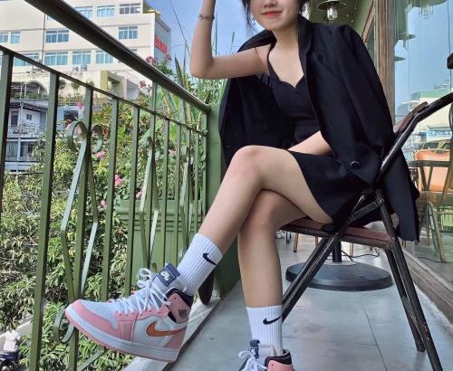 giày thể thao chính hãng, giày nike chính hãng, giày adidas chính hãng, giày newbalance chính hãng, giày converse chính hãng, giày puma chính hãng, giày vans chính hãng, giày asics chính hãng, giày everlast chính hãng, nước hoa chính hãng, ba lô, dép, dép quai ngang