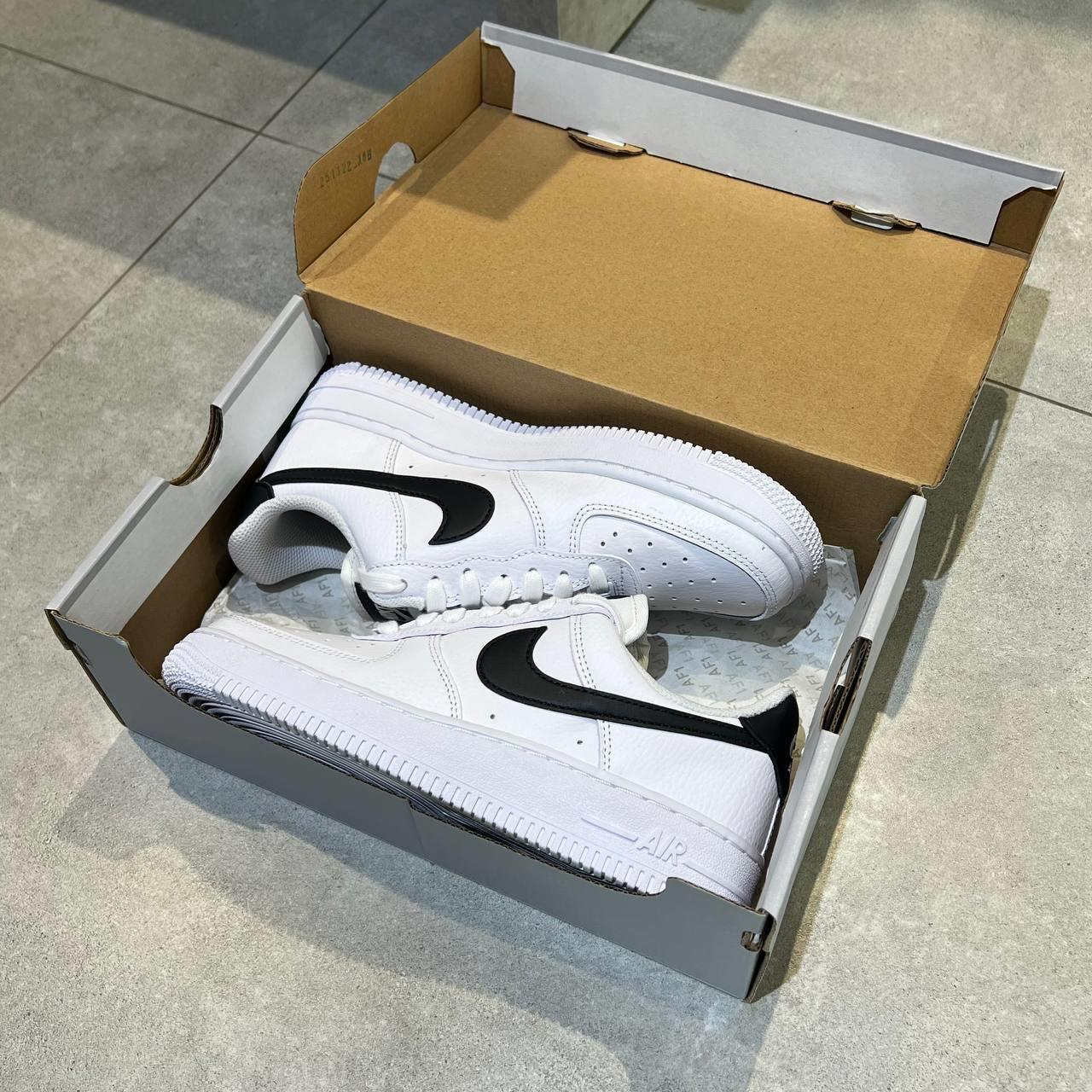 Giày thể thao, Balo thể thao, Nón thể thao, Thương hiệu giày nổi tiếng, Giày Adidas, Giày Nike, Balo Nike, Balo Adidas, Nón Nike, Nón Adidas