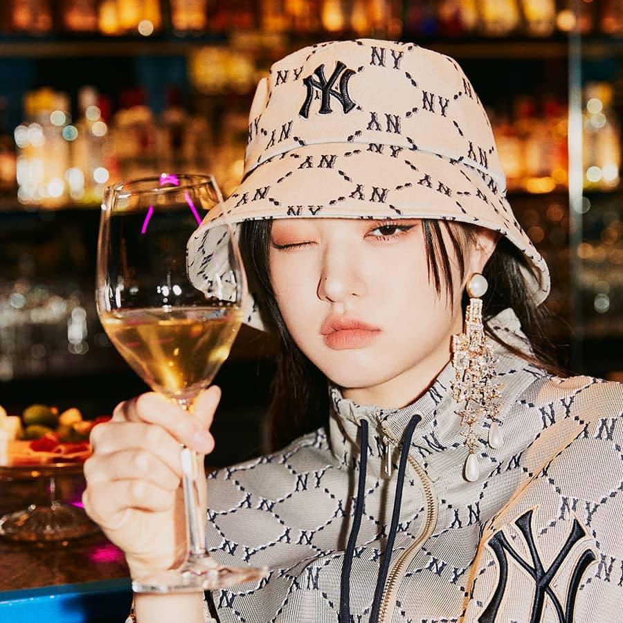 Giày thể thao, Balo thể thao, Nón thể thao, Thương hiệu giày nổi tiếng, Giày Adidas, Giày Nike, Balo Nike, Balo Adidas, Nón Nike, Nón Adidas