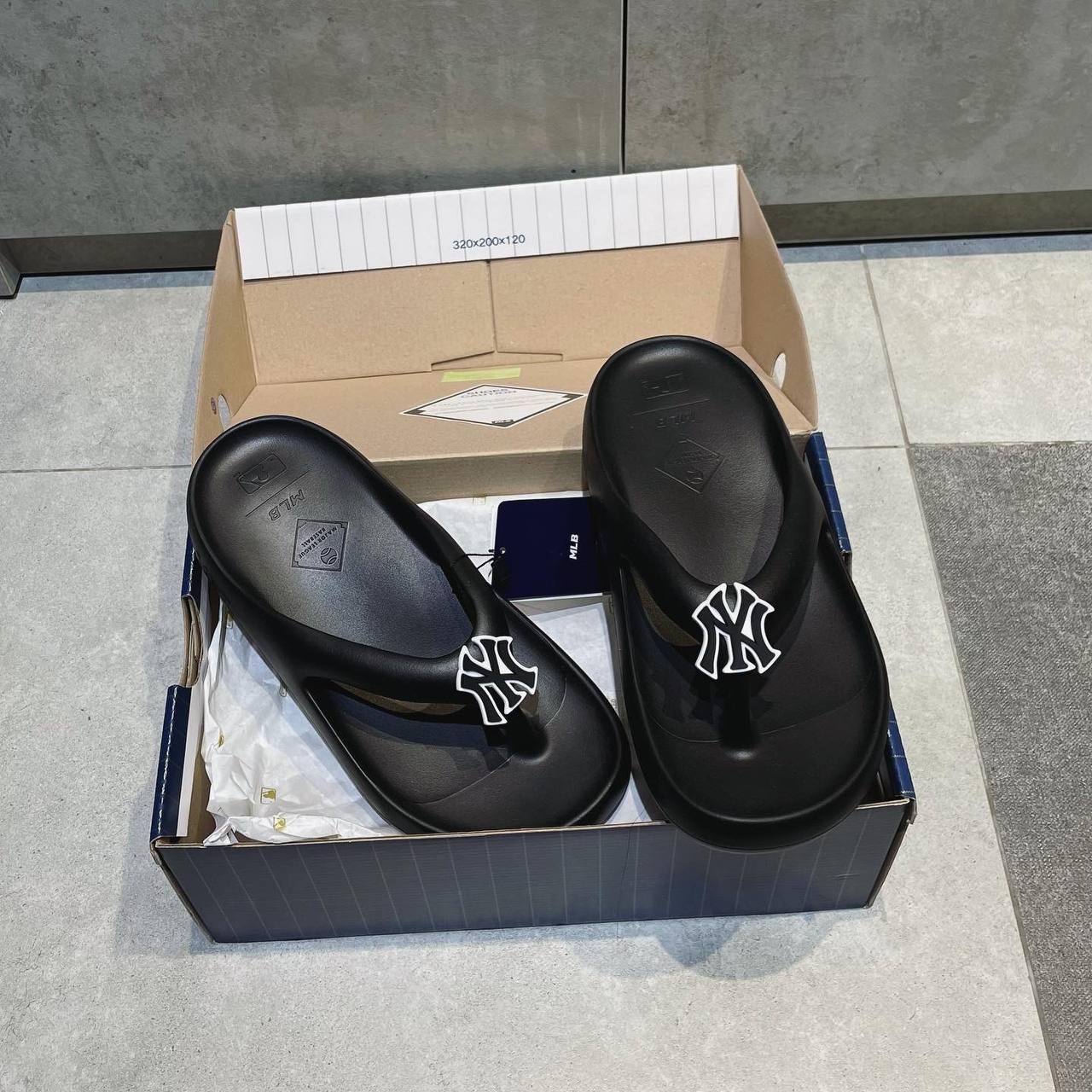 Giày thể thao, Balo thể thao, Nón thể thao, Thương hiệu giày nổi tiếng, Giày Adidas, Giày Nike, Balo Nike, Balo Adidas, Nón Nike, Nón Adidas