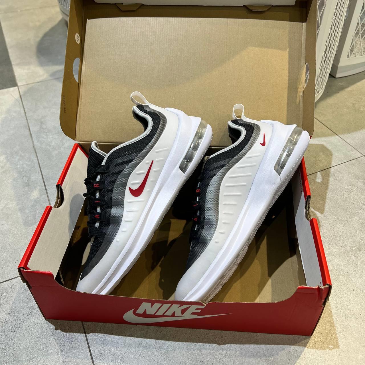 Giày thể thao, Balo thể thao, Nón thể thao, Thương hiệu giày nổi tiếng, Giày Adidas, Giày Nike, Balo Nike, Balo Adidas, Nón Nike, Nón Adidas