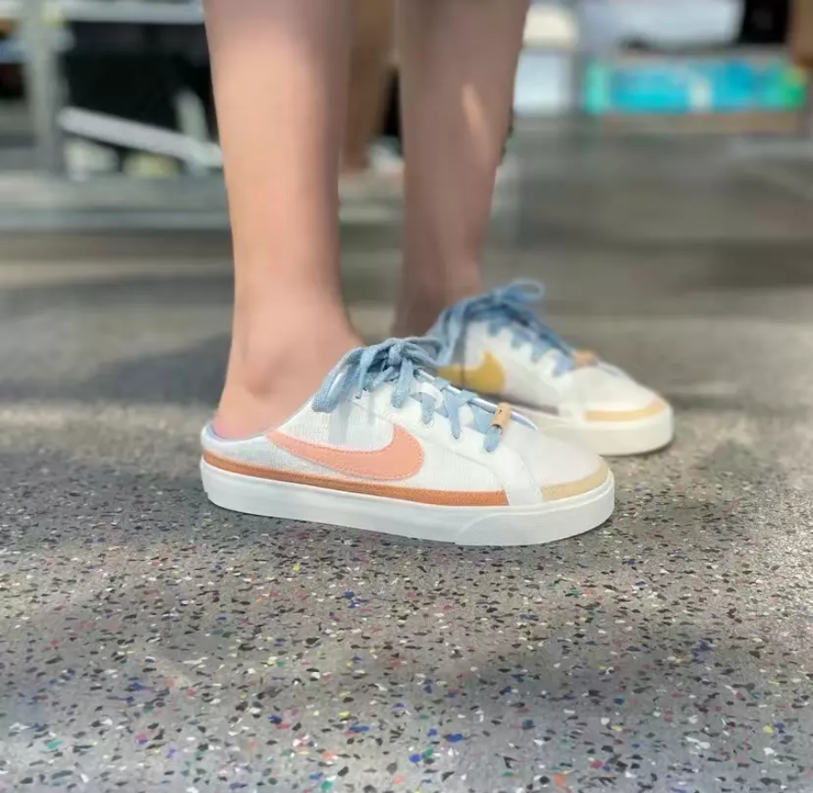 giày thể thao chính hãng, giày nike chính hãng, giày adidas chính hãng, giày newbalance chính hãng, giày converse chính hãng, giày puma chính hãng, giày vans chính hãng, giày asics chính hãng, giày everlast chính hãng, nước hoa chính hãng, ba lô, dép, dép quai ngang