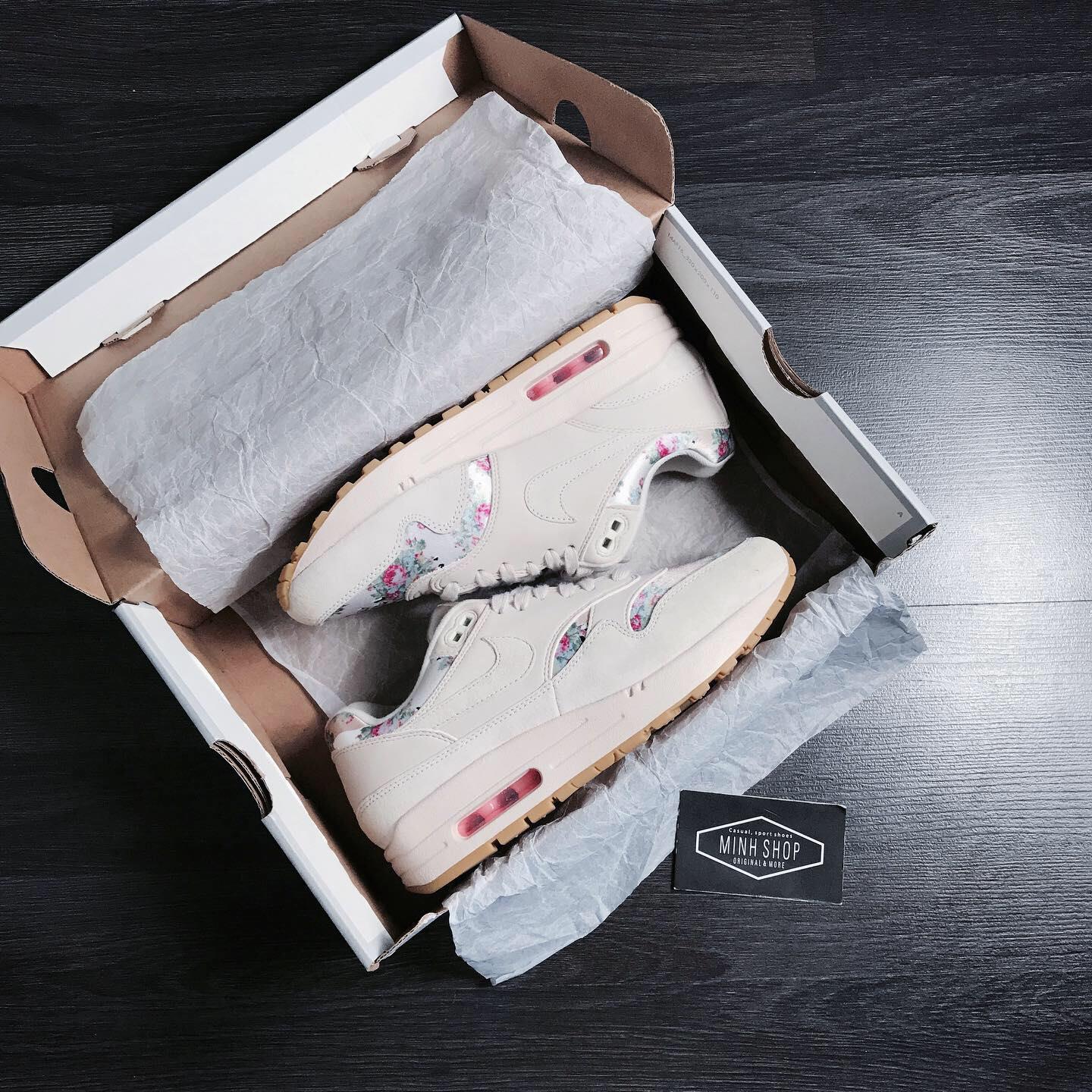 giày thể thao chính hãng, giày nike chính hãng, giày adidas chính hãng, giày newbalance chính hãng, giày converse chính hãng, giày puma chính hãng, giày vans chính hãng, giày asics chính hãng, giày everlast chính hãng, nước hoa chính hãng, ba lô, dép, dép quai ngang