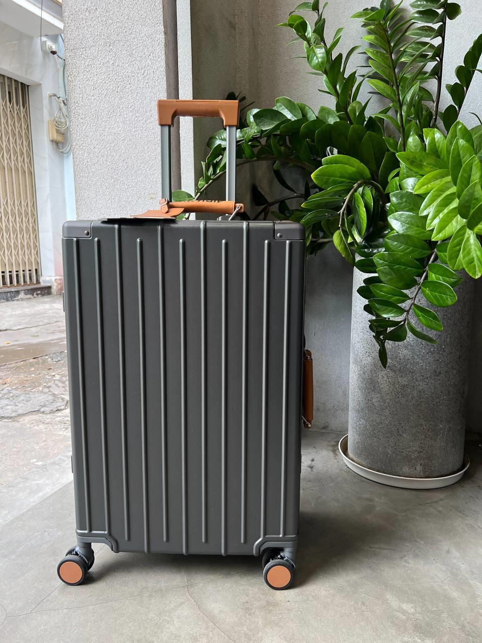 City Culture, hệ thống cửa hàng phân phối chuyên phân phối đồ thể thao, đồng hồ, nước hoa chính hãng, chính ngạch, xách tay từ US, UK, Korea, Japan.