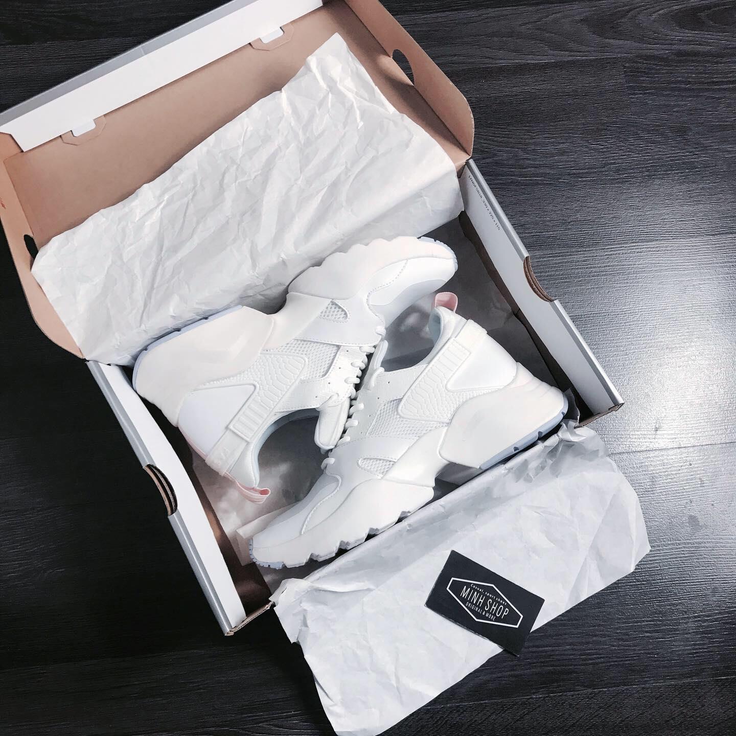 giày thể thao chính hãng, giày nike chính hãng, giày adidas chính hãng, giày newbalance chính hãng, giày converse chính hãng, giày puma chính hãng, giày vans chính hãng, giày asics chính hãng, giày everlast chính hãng, nước hoa chính hãng, ba lô, dép, dép quai ngang