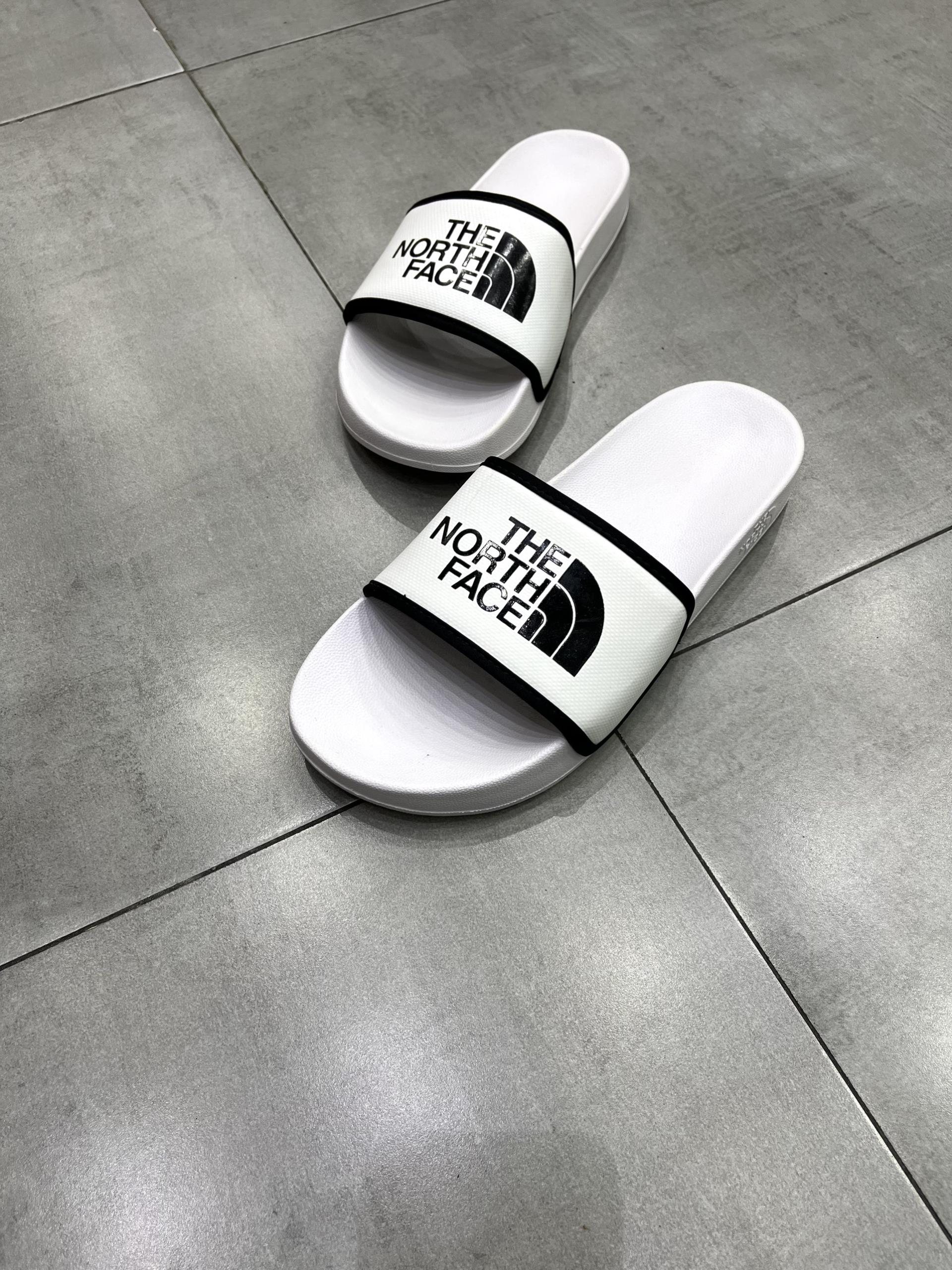 Giày thể thao, Balo thể thao, Nón thể thao, Thương hiệu giày nổi tiếng, Giày Adidas, Giày Nike, Balo Nike, Balo Adidas, Nón Nike, Nón Adidas