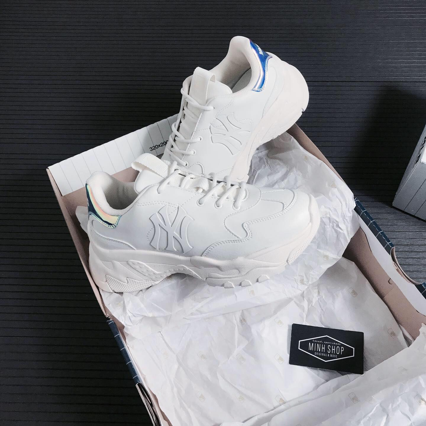 giày thể thao chính hãng, giày nike chính hãng, giày adidas chính hãng, giày newbalance chính hãng, giày converse chính hãng, giày puma chính hãng, giày vans chính hãng, giày asics chính hãng, giày everlast chính hãng, nước hoa chính hãng, ba lô, dép, dép quai ngang