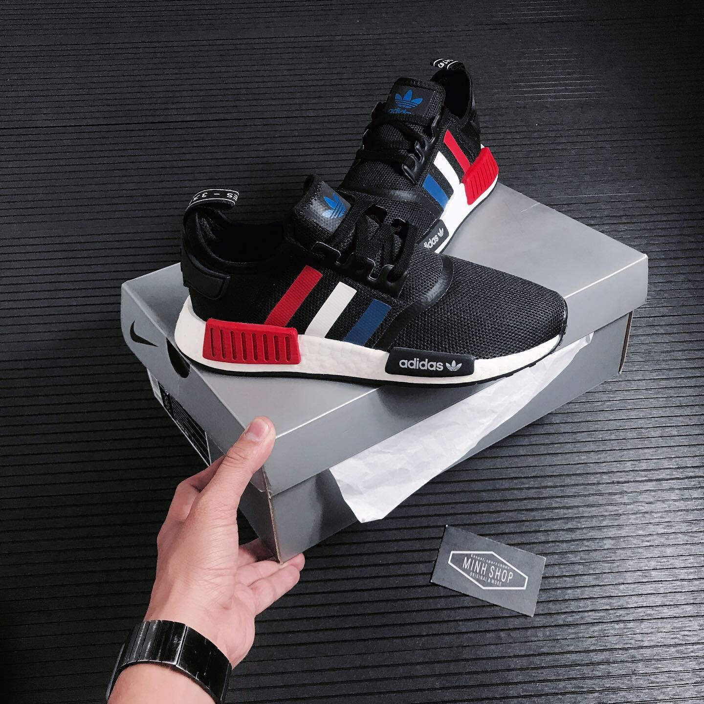 giày thể thao chính hãng, giày nike chính hãng, giày adidas chính hãng, giày newbalance chính hãng, giày converse chính hãng, giày puma chính hãng, giày vans chính hãng, giày asics chính hãng, giày everlast chính hãng, nước hoa chính hãng, ba lô, dép, dép quai ngang