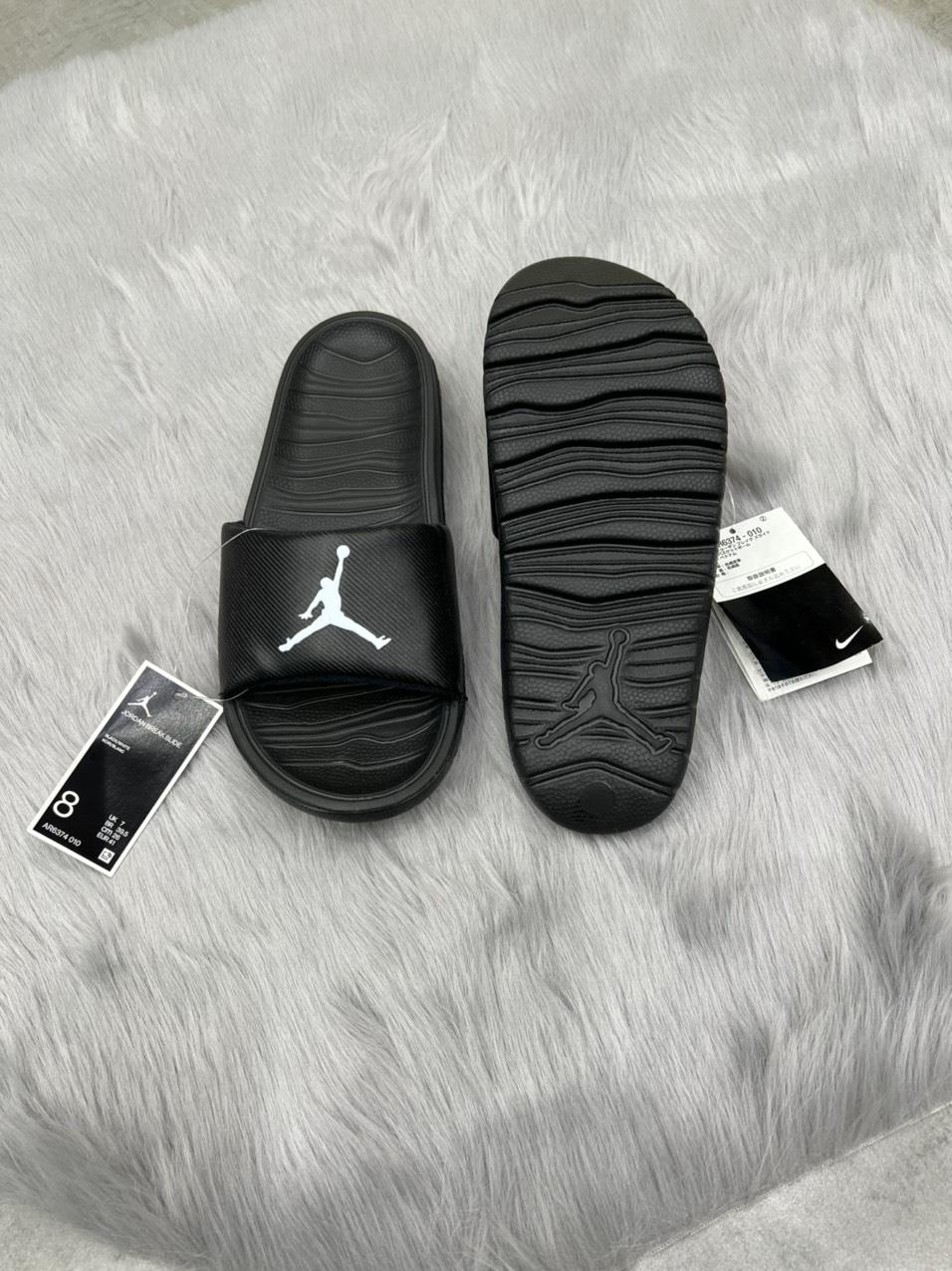 Giày thể thao, Balo thể thao, Nón thể thao, Thương hiệu giày nổi tiếng, Giày Adidas, Giày Nike, Balo Nike, Balo Adidas, Nón Nike, Nón Adidas