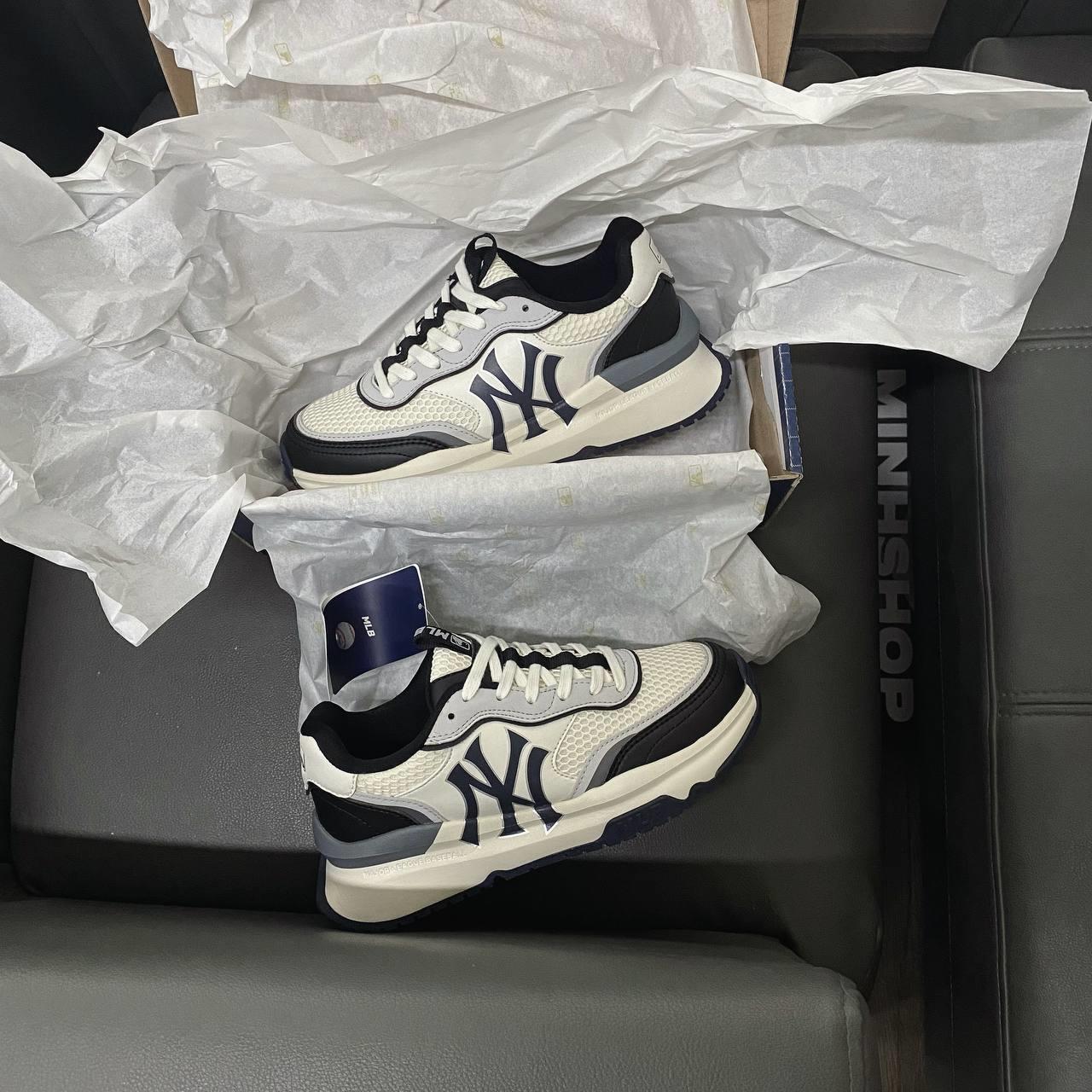 City Culture, hệ thống cửa hàng phân phối chuyên phân phối đồ thể thao, đồng hồ, nước hoa chính hãng, chính ngạch, xách tay từ US, UK, Korea, Japan.