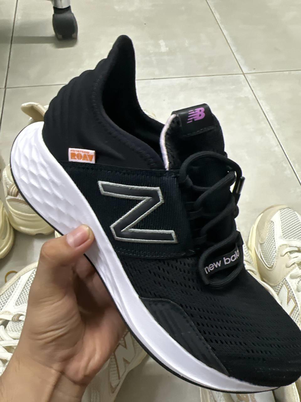 giày thể thao chính hãng, giày nike chính hãng, giày adidas chính hãng, giày newbalance chính hãng, giày converse chính hãng, giày puma chính hãng, giày vans chính hãng, giày asics chính hãng, giày everlast chính hãng, nước hoa chính hãng, ba lô, dép, dép quai ngang