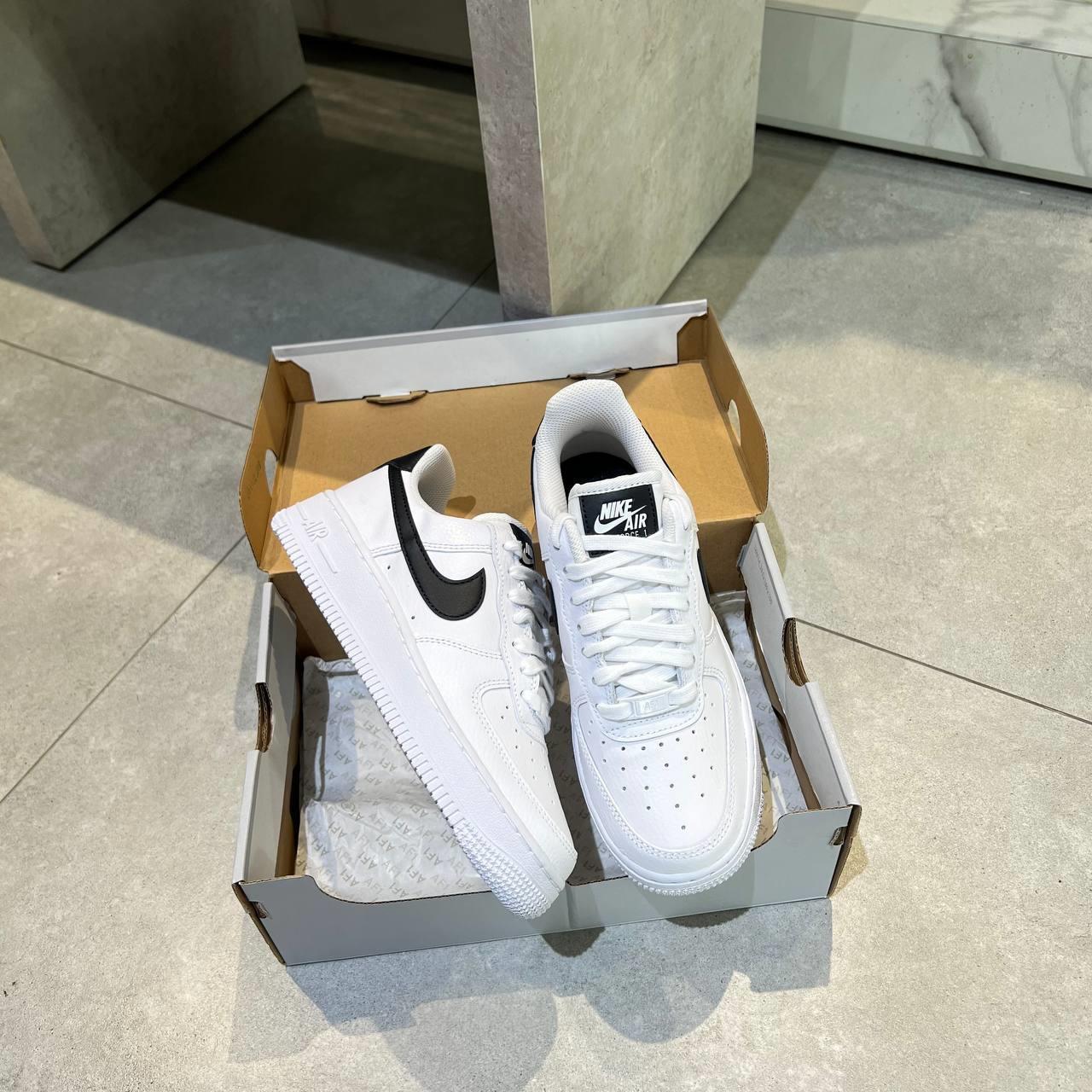 Giày thể thao, Balo thể thao, Nón thể thao, Thương hiệu giày nổi tiếng, Giày Adidas, Giày Nike, Balo Nike, Balo Adidas, Nón Nike, Nón Adidas