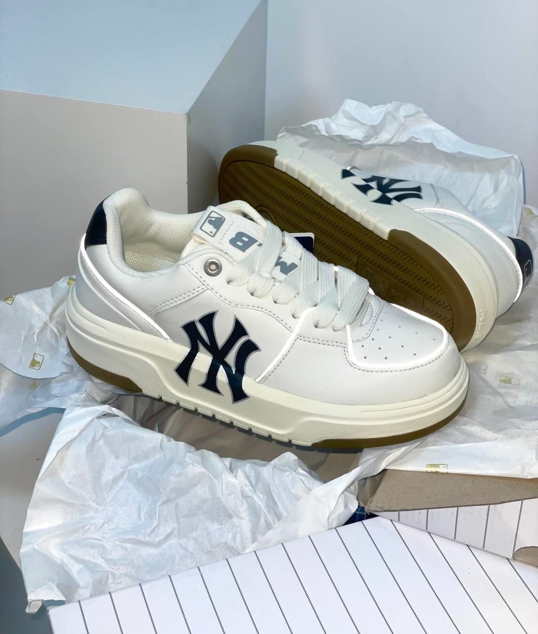 Giày thể thao, Balo thể thao, Nón thể thao, Thương hiệu giày nổi tiếng, Giày Adidas, Giày Nike, Balo Nike, Balo Adidas, Nón Nike, Nón Adidas