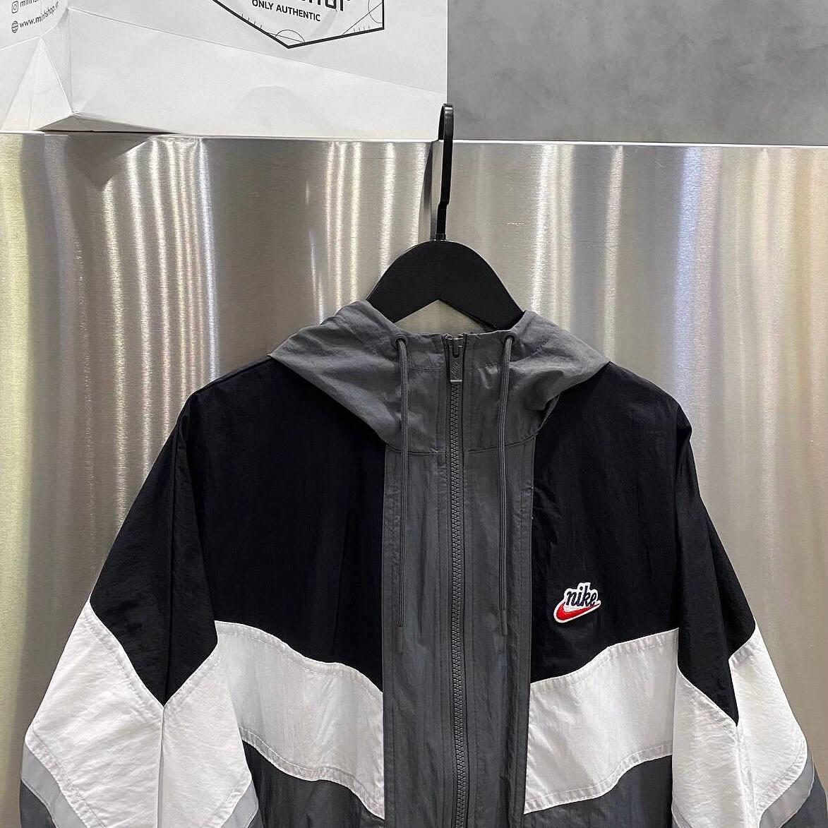 giày thể thao chính hãng, giày nike chính hãng, giày adidas chính hãng, giày newbalance chính hãng, giày converse chính hãng, giày puma chính hãng, giày vans chính hãng, giày asics chính hãng, giày everlast chính hãng, nước hoa chính hãng, ba lô, dép, dép quai ngang