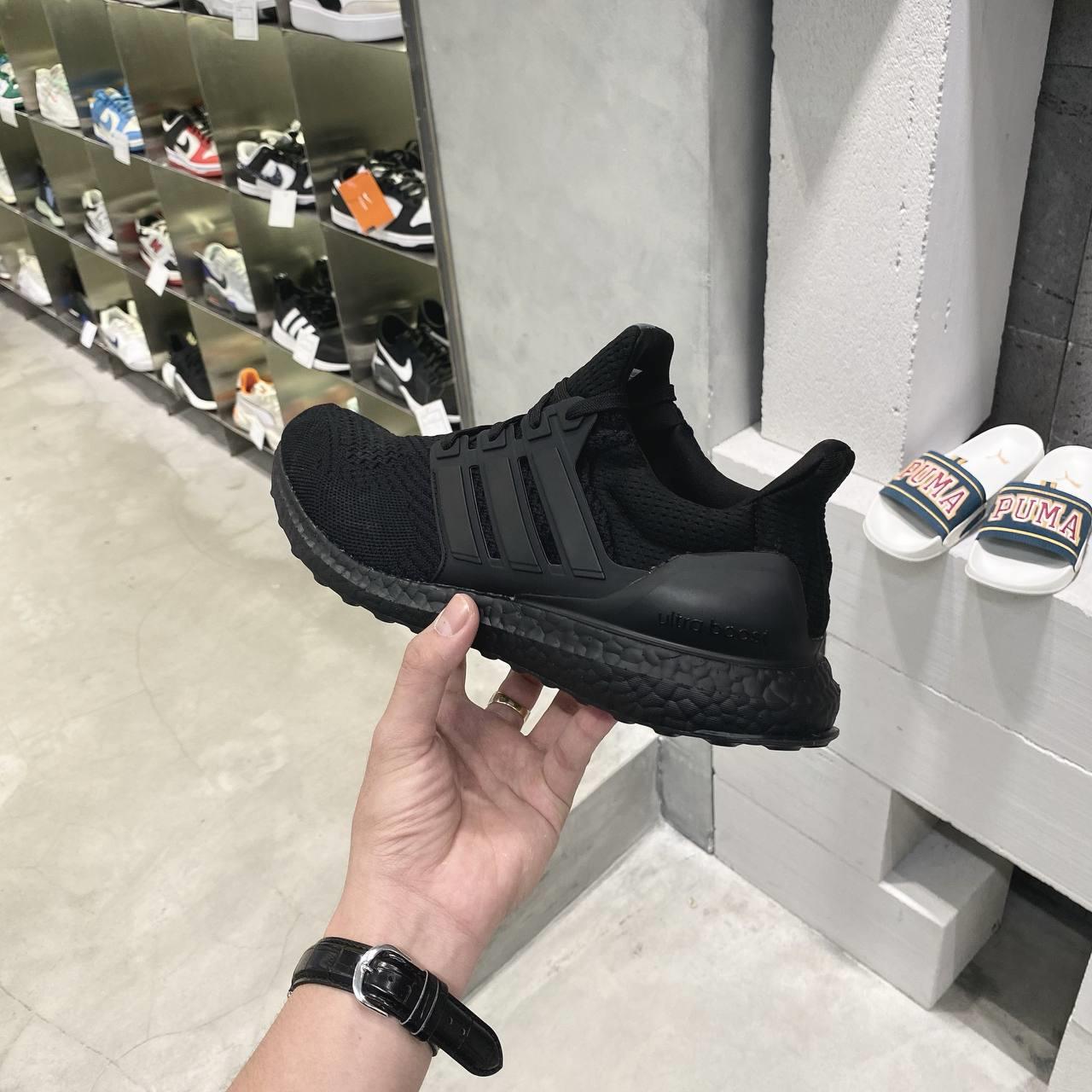 giày thể thao chính hãng, giày nike chính hãng, giày adidas chính hãng, giày newbalance chính hãng, giày converse chính hãng, giày puma chính hãng, giày vans chính hãng, giày asics chính hãng, giày everlast chính hãng, nước hoa chính hãng, ba lô, dép, dép quai ngang