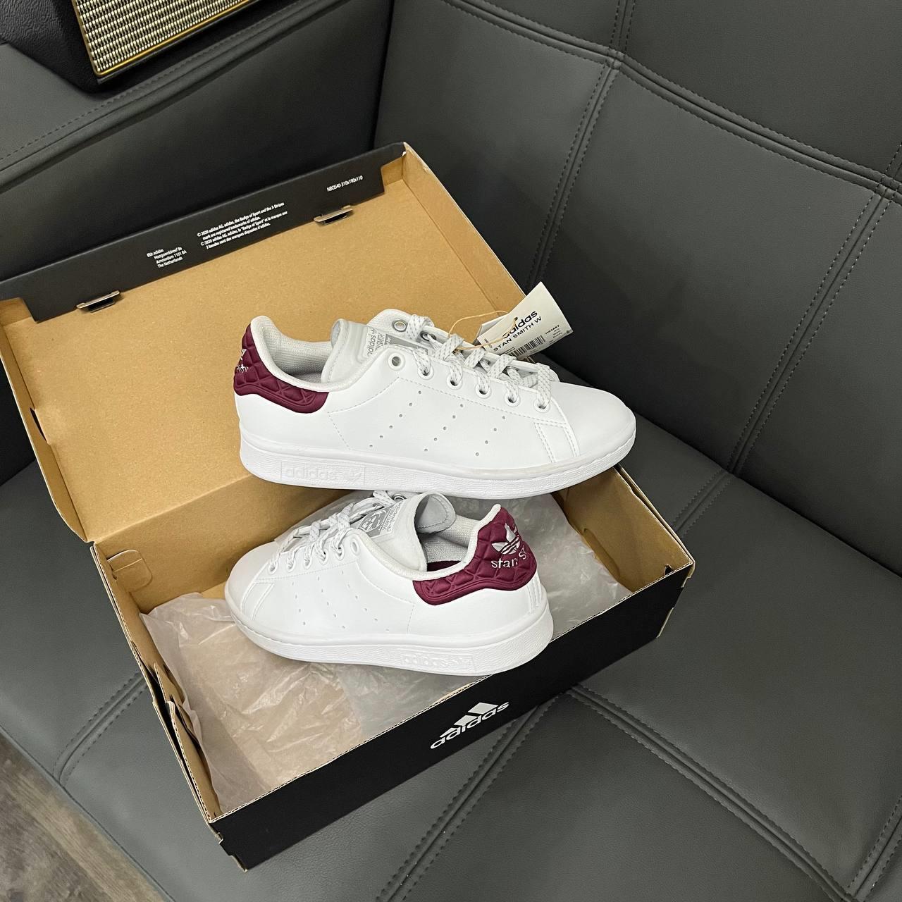 giày thể thao chính hãng, giày nike chính hãng, giày adidas chính hãng, giày newbalance chính hãng, giày converse chính hãng, giày puma chính hãng, giày vans chính hãng, giày asics chính hãng, giày everlast chính hãng, nước hoa chính hãng, ba lô, dép, dép quai ngang