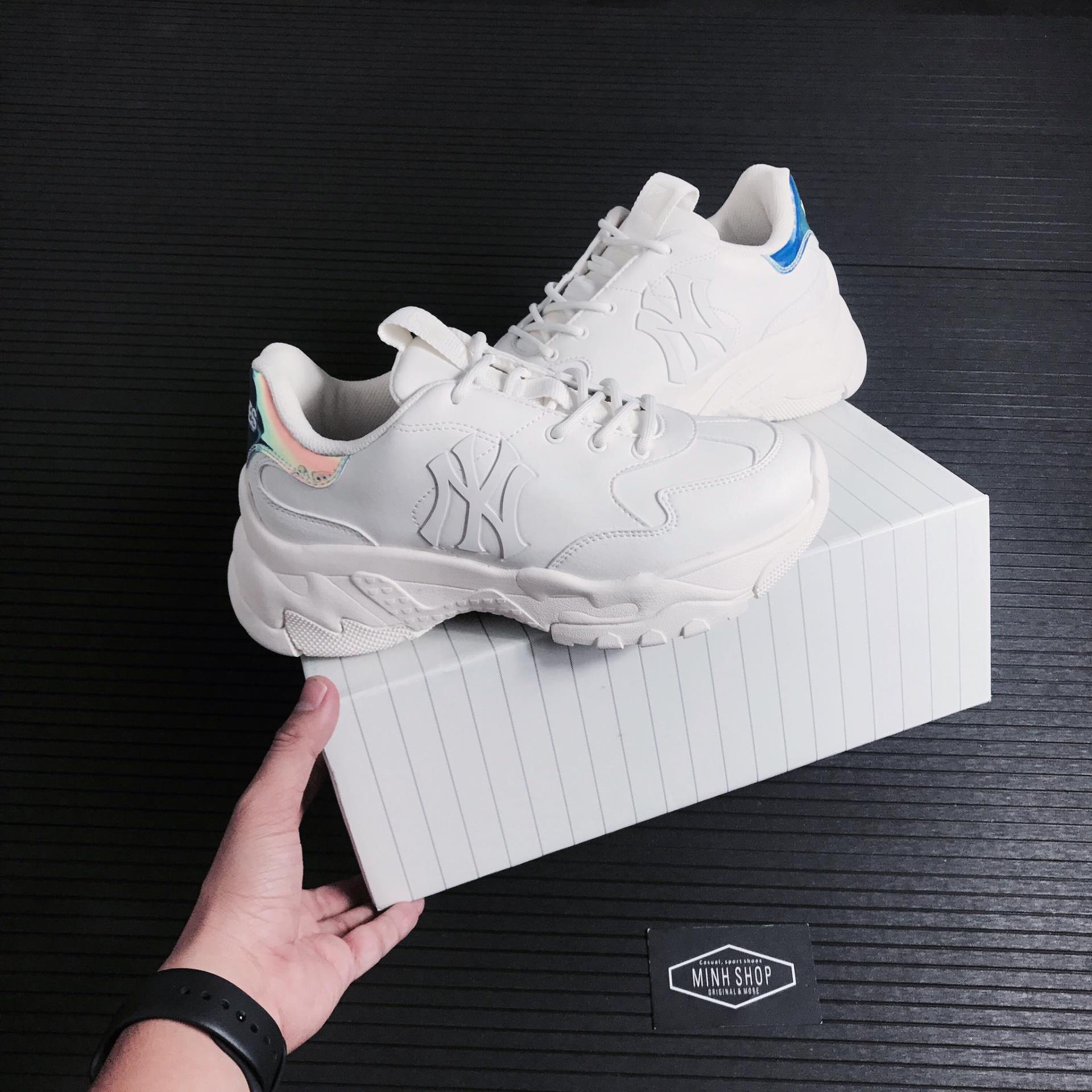 giày thể thao chính hãng, giày nike chính hãng, giày adidas chính hãng, giày newbalance chính hãng, giày converse chính hãng, giày puma chính hãng, giày vans chính hãng, giày asics chính hãng, giày everlast chính hãng, nước hoa chính hãng, ba lô, dép, dép quai ngang