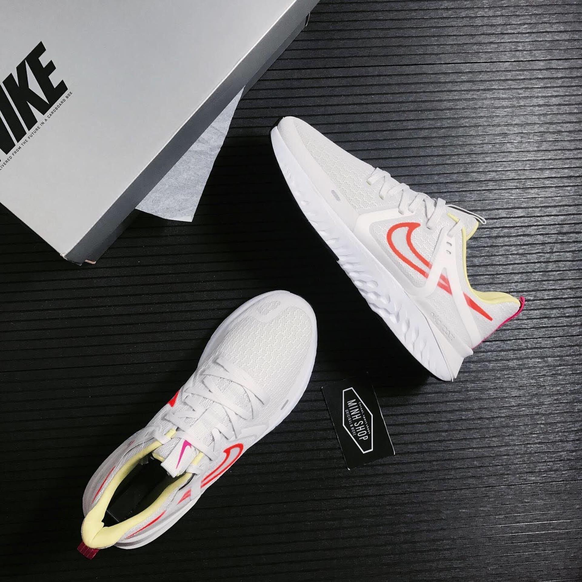 giày thể thao chính hãng, giày nike chính hãng, giày adidas chính hãng, giày newbalance chính hãng, giày converse chính hãng, giày puma chính hãng, giày vans chính hãng, giày asics chính hãng, giày everlast chính hãng, nước hoa chính hãng, ba lô, dép, dép quai ngang