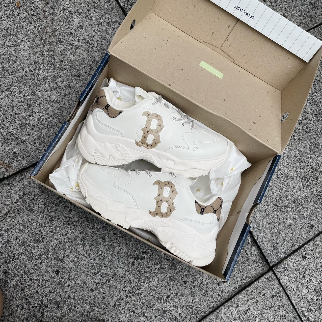 giày thể thao chính hãng, giày nike chính hãng, giày adidas chính hãng, giày newbalance chính hãng, giày converse chính hãng, giày puma chính hãng, giày vans chính hãng, giày asics chính hãng, giày everlast chính hãng, nước hoa chính hãng, ba lô, dép, dép quai ngang
