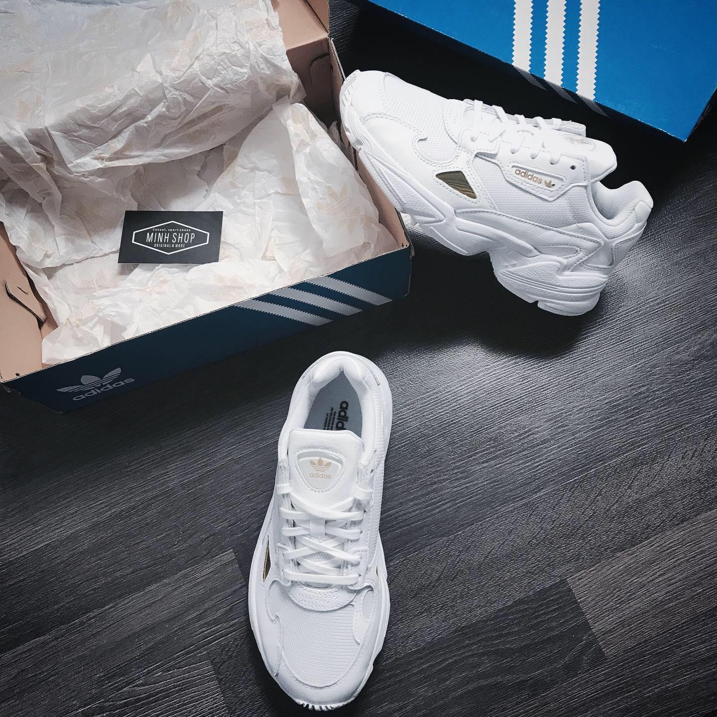giày thể thao chính hãng, giày nike chính hãng, giày adidas chính hãng, giày newbalance chính hãng, giày converse chính hãng, giày puma chính hãng, giày vans chính hãng, giày asics chính hãng, giày everlast chính hãng, nước hoa chính hãng, ba lô, dép, dép quai ngang