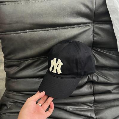 Nón MLB Logo Varsity Poggle New York Yankees Black [3ACPV043N-50BKS] - Image 1