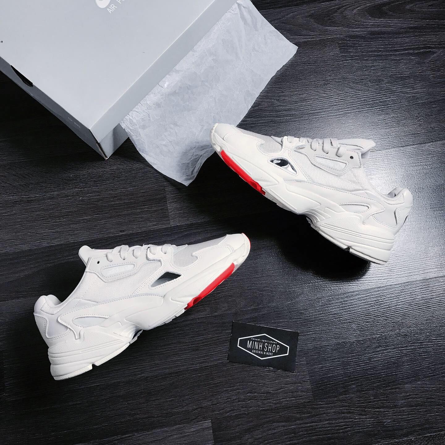 giày thể thao chính hãng, giày nike chính hãng, giày adidas chính hãng, giày newbalance chính hãng, giày converse chính hãng, giày puma chính hãng, giày vans chính hãng, giày asics chính hãng, giày everlast chính hãng, nước hoa chính hãng, ba lô, dép, dép quai ngang