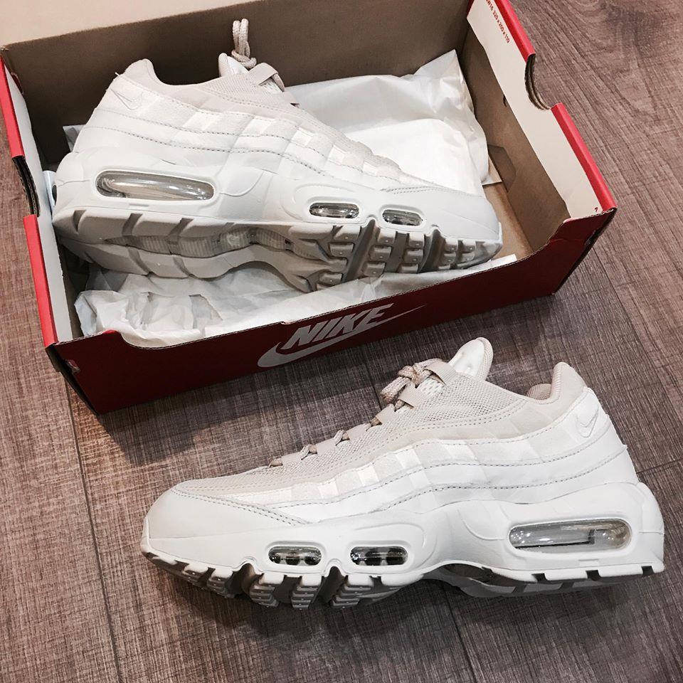 giày thể thao chính hãng, giày nike chính hãng, giày adidas chính hãng, giày newbalance chính hãng, giày converse chính hãng, giày puma chính hãng, giày vans chính hãng, giày asics chính hãng, giày everlast chính hãng, nước hoa chính hãng, ba lô, dép, dép quai ngang