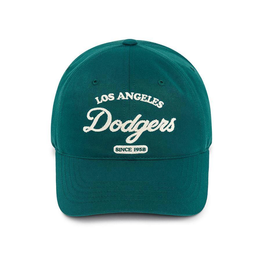 Giày thể thao, Balo thể thao, Nón thể thao, Thương hiệu giày nổi tiếng, Giày Adidas, Giày Nike, Balo Nike, Balo Adidas, Nón Nike, Nón Adidas