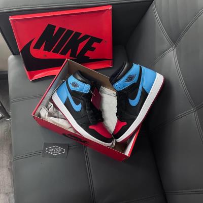 giày thể thao chính hãng, giày nike chính hãng, giày adidas chính hãng, giày newbalance chính hãng, giày converse chính hãng, giày puma chính hãng, giày vans chính hãng, giày asics chính hãng, giày everlast chính hãng, nước hoa chính hãng, ba lô, dép, dép quai ngang