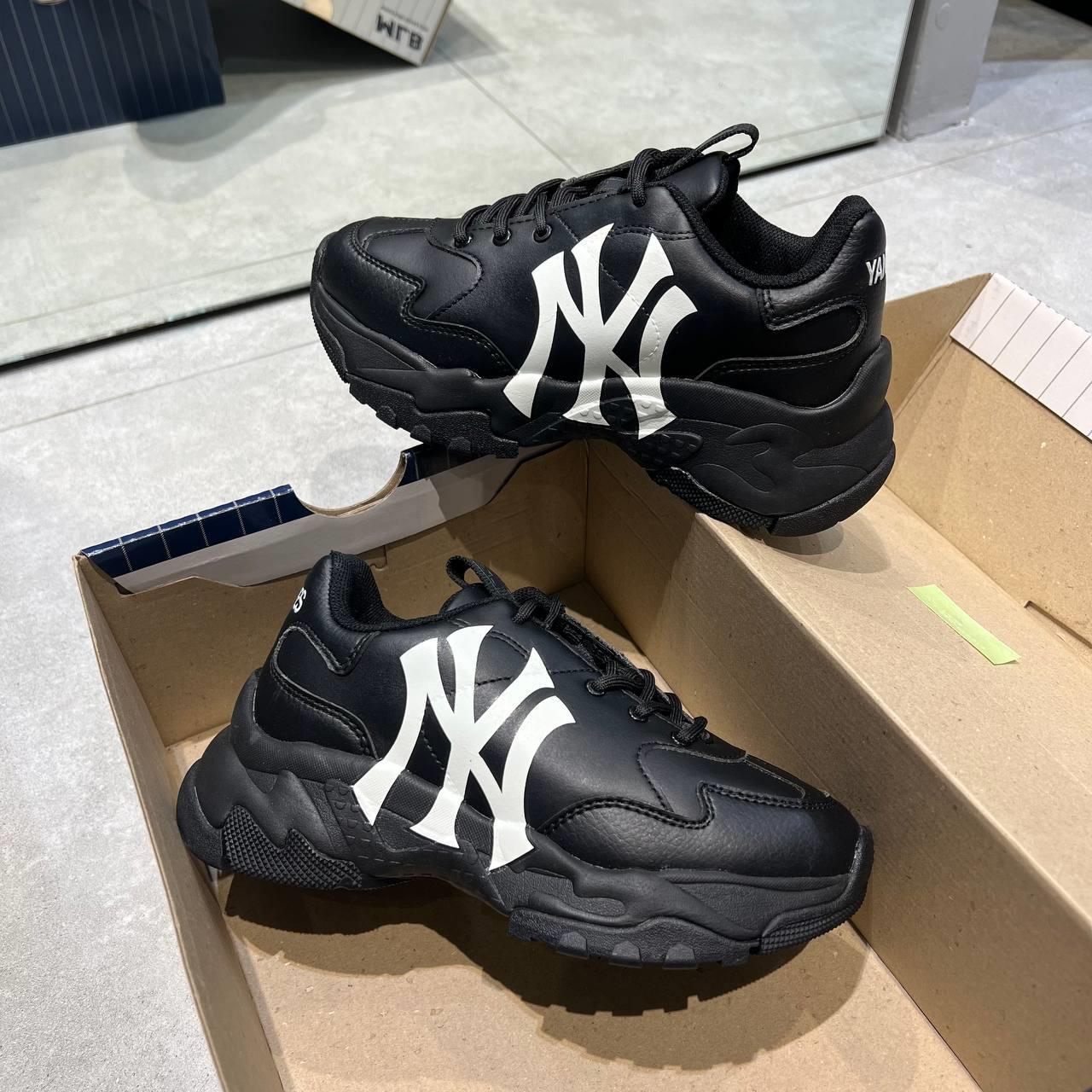 Giày thể thao, Balo thể thao, Nón thể thao, Thương hiệu giày nổi tiếng, Giày Adidas, Giày Nike, Balo Nike, Balo Adidas, Nón Nike, Nón Adidas